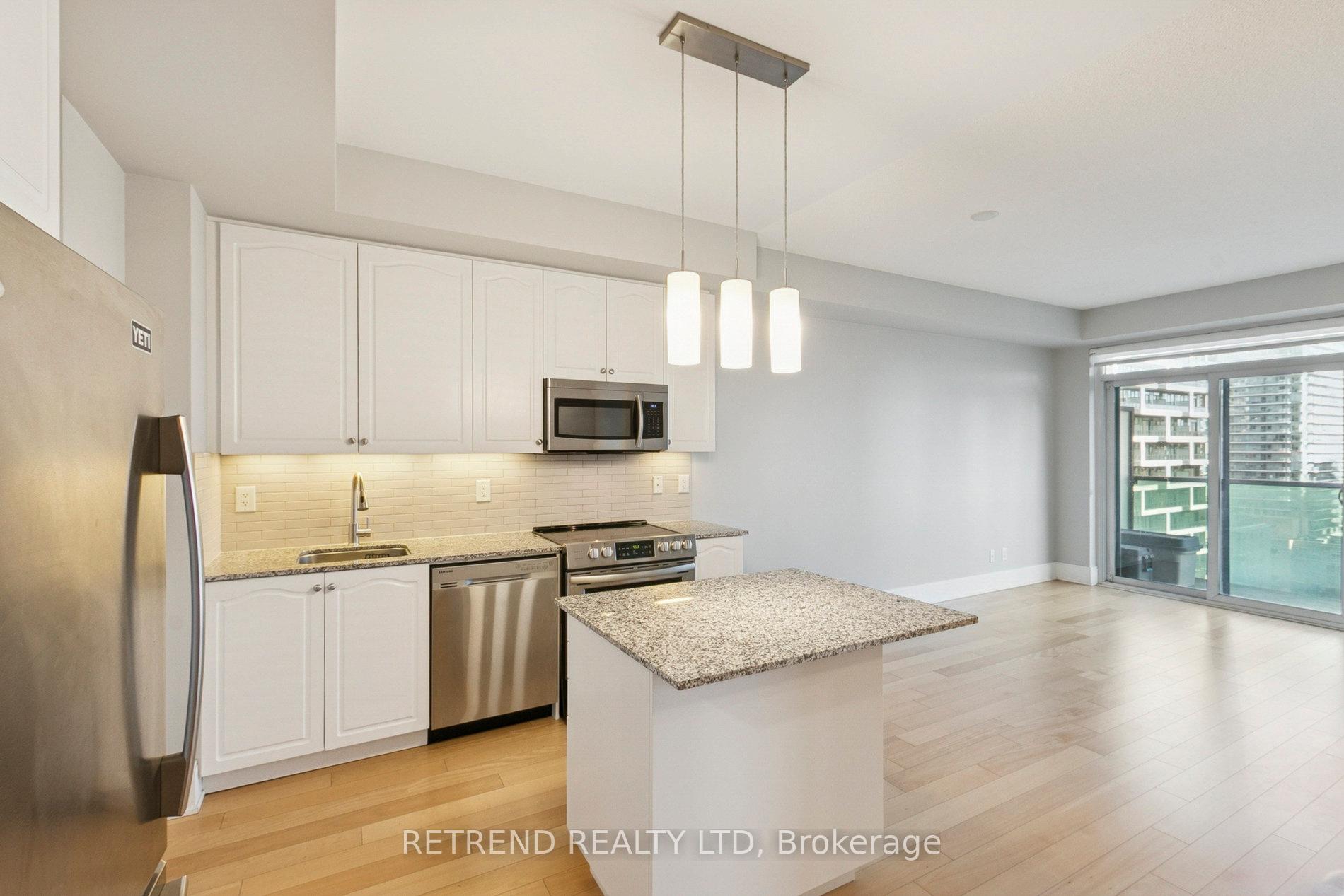 Photo 14 of Unit 1312, 70 Roehampton Avenue, Toronto, Mount Pleasant West — HOMEH