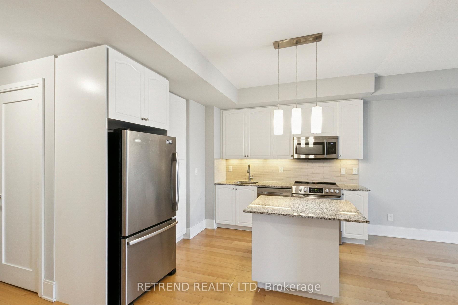 Photo 16 of Unit 1312, 70 Roehampton Avenue, Toronto, Mount Pleasant West — HOMEH