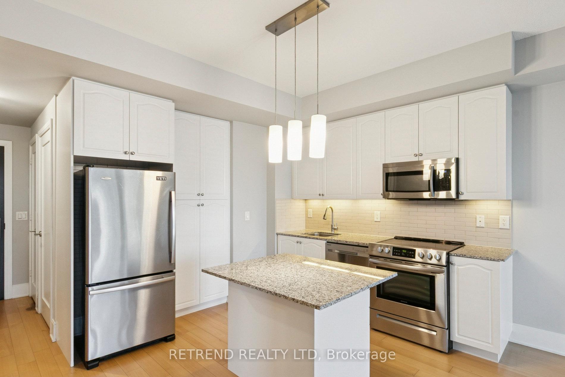 Photo 17 of Unit 1312, 70 Roehampton Avenue, Toronto, Mount Pleasant West — HOMEH