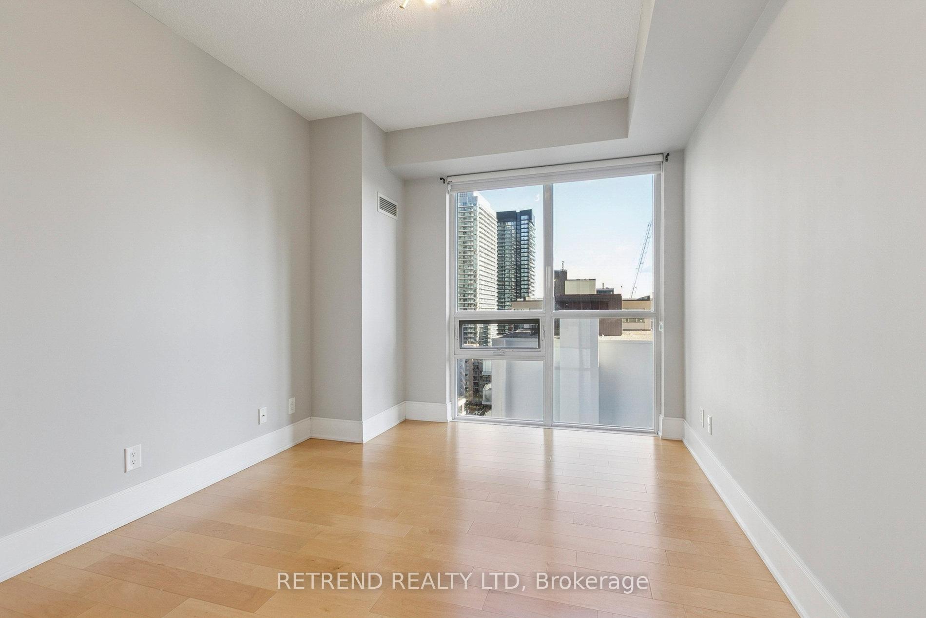 Photo 29 of Unit 1312, 70 Roehampton Avenue, Toronto, Mount Pleasant West — HOMEH