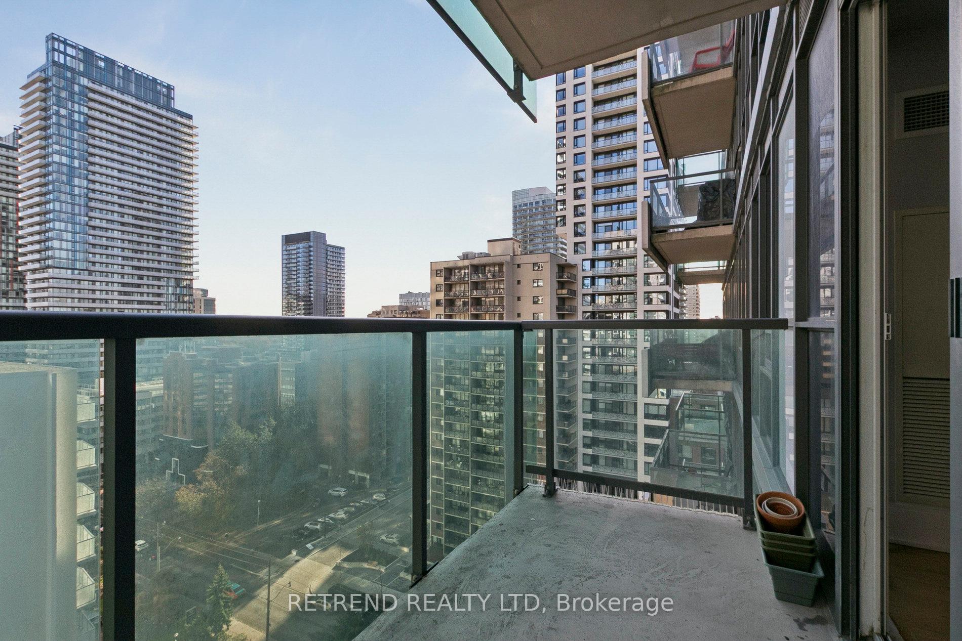 Photo 34 of Unit 1312, 70 Roehampton Avenue, Toronto, Mount Pleasant West — HOMEH