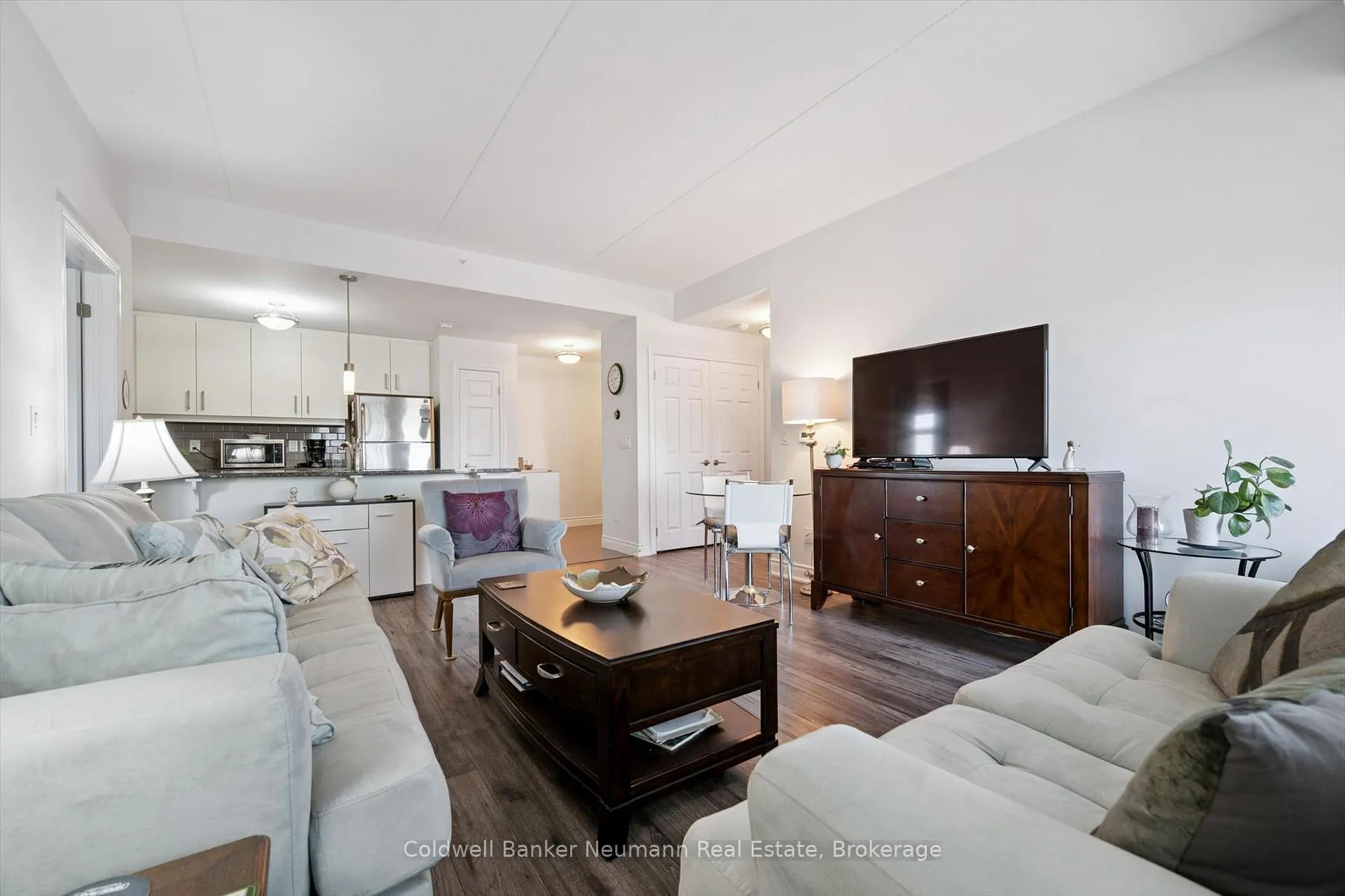Photo 13 of Unit 304, 106 Bard Boulevard, Guelph, Pineridge/Westminster Woods — HOMEH
