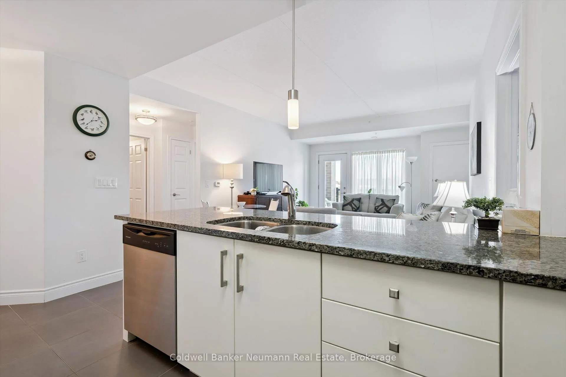 Photo 18 of Unit 304, 106 Bard Boulevard, Guelph, Pineridge/Westminster Woods — HOMEH