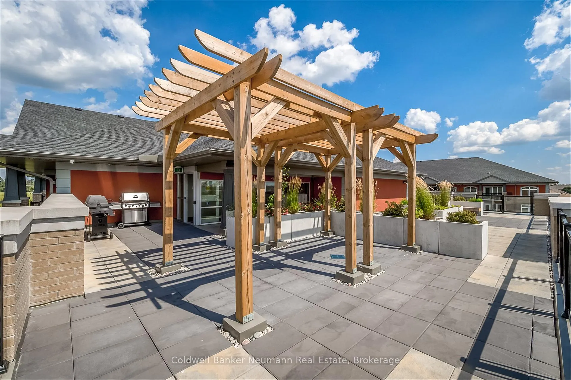 Photo 35 of Unit 304, 106 Bard Boulevard, Guelph, Pineridge/Westminster Woods — HOMEH