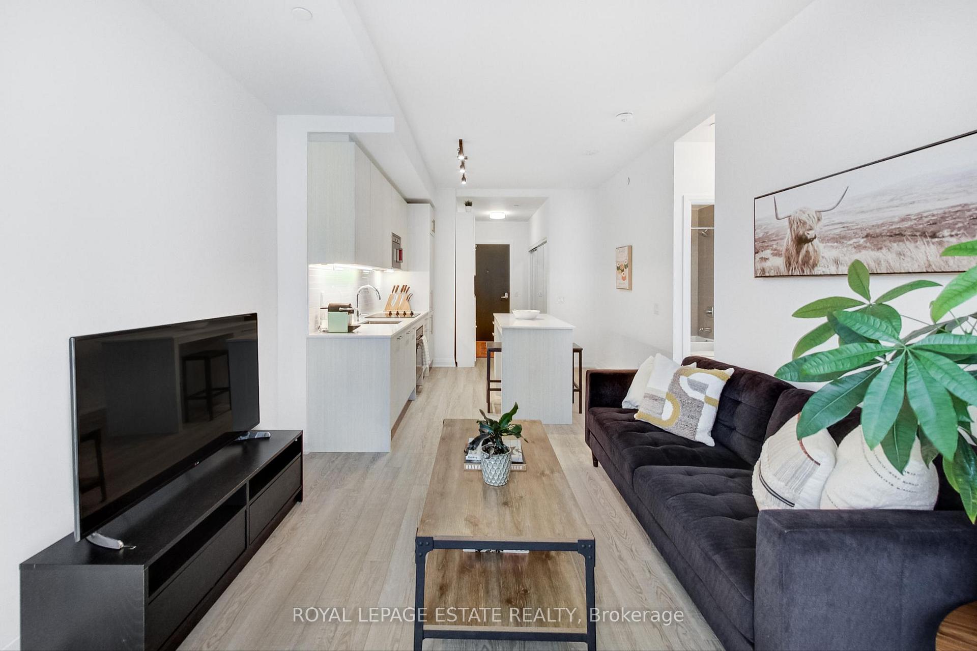 Photo 1 of Unit 808, 286 Main Street, Toronto, East End-Danforth — HOMEH