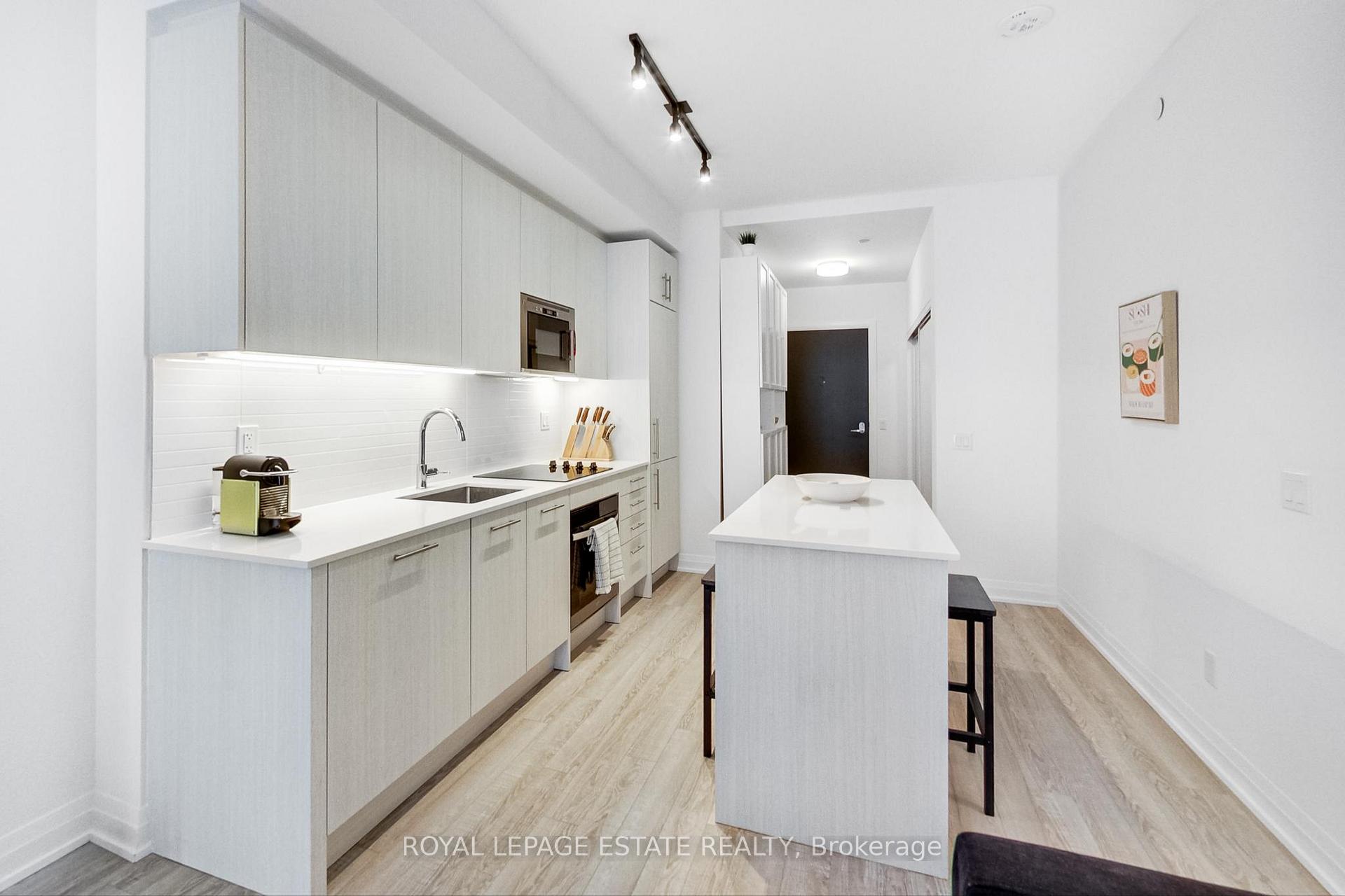Photo 7 of Unit 808, 286 Main Street, Toronto, East End-Danforth — HOMEH