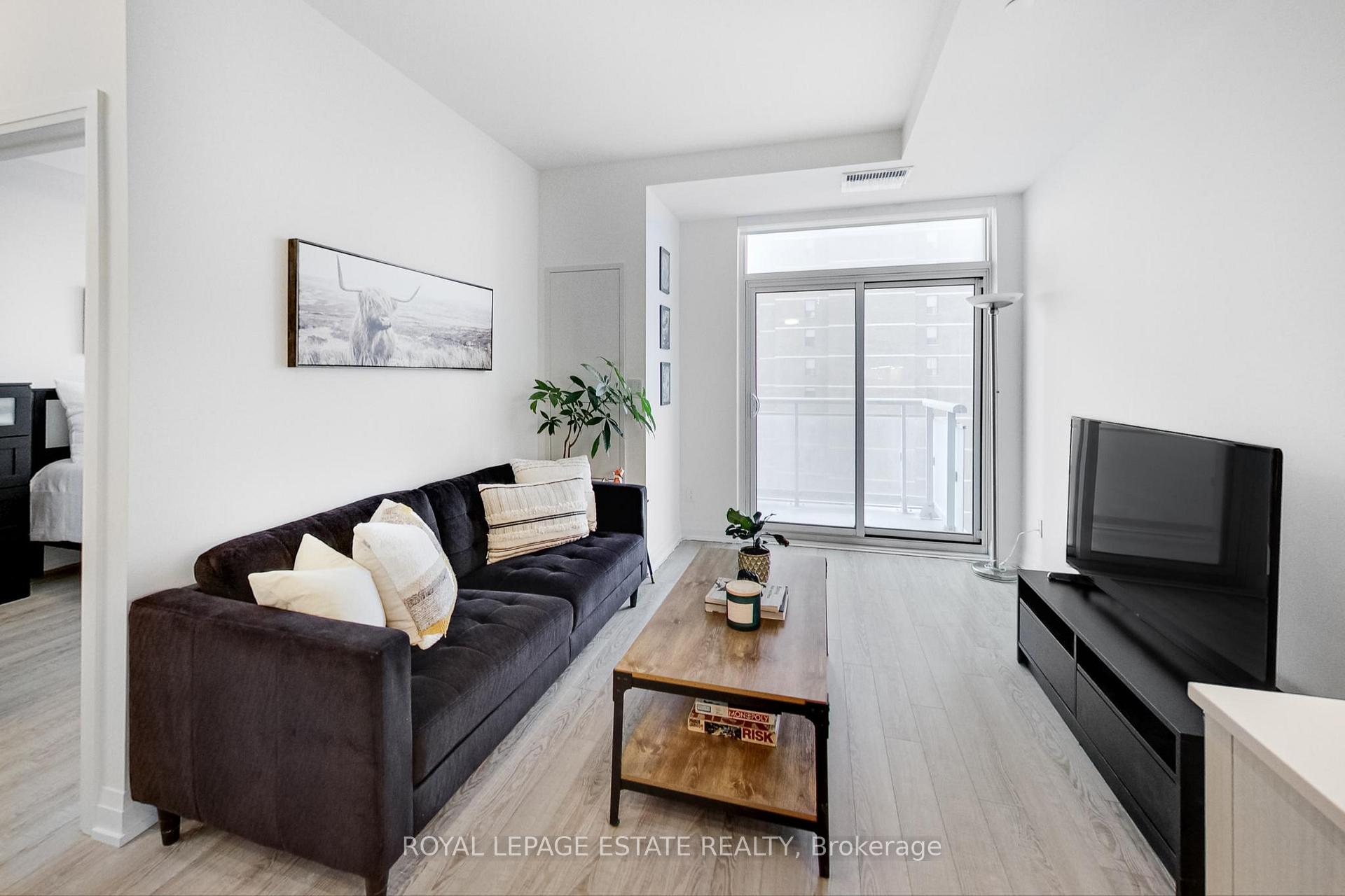 Photo 10 of Unit 808, 286 Main Street, Toronto, East End-Danforth — HOMEH