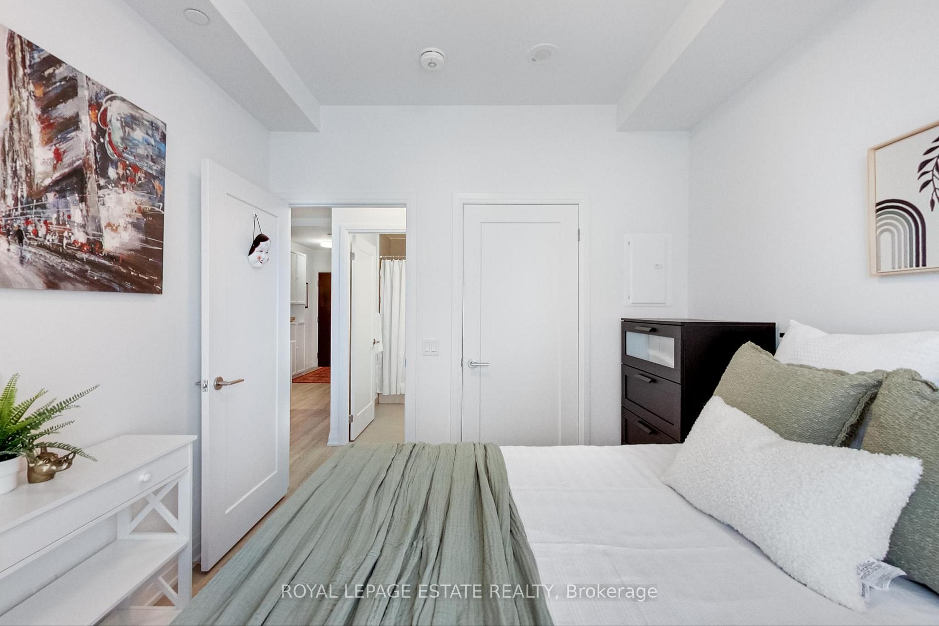 Photo 14 of Unit 808, 286 Main Street, Toronto, East End-Danforth — HOMEH
