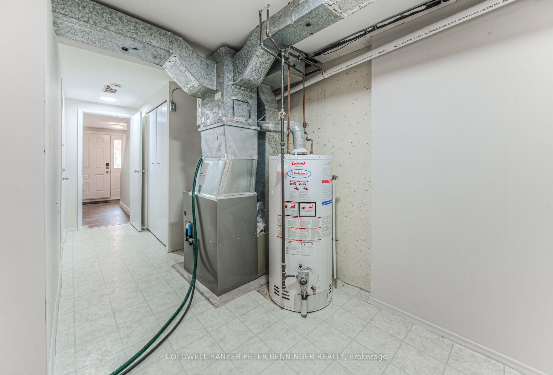 Photo 8 of Unit 4, 425 Keats Way, Waterloo — HOMEH