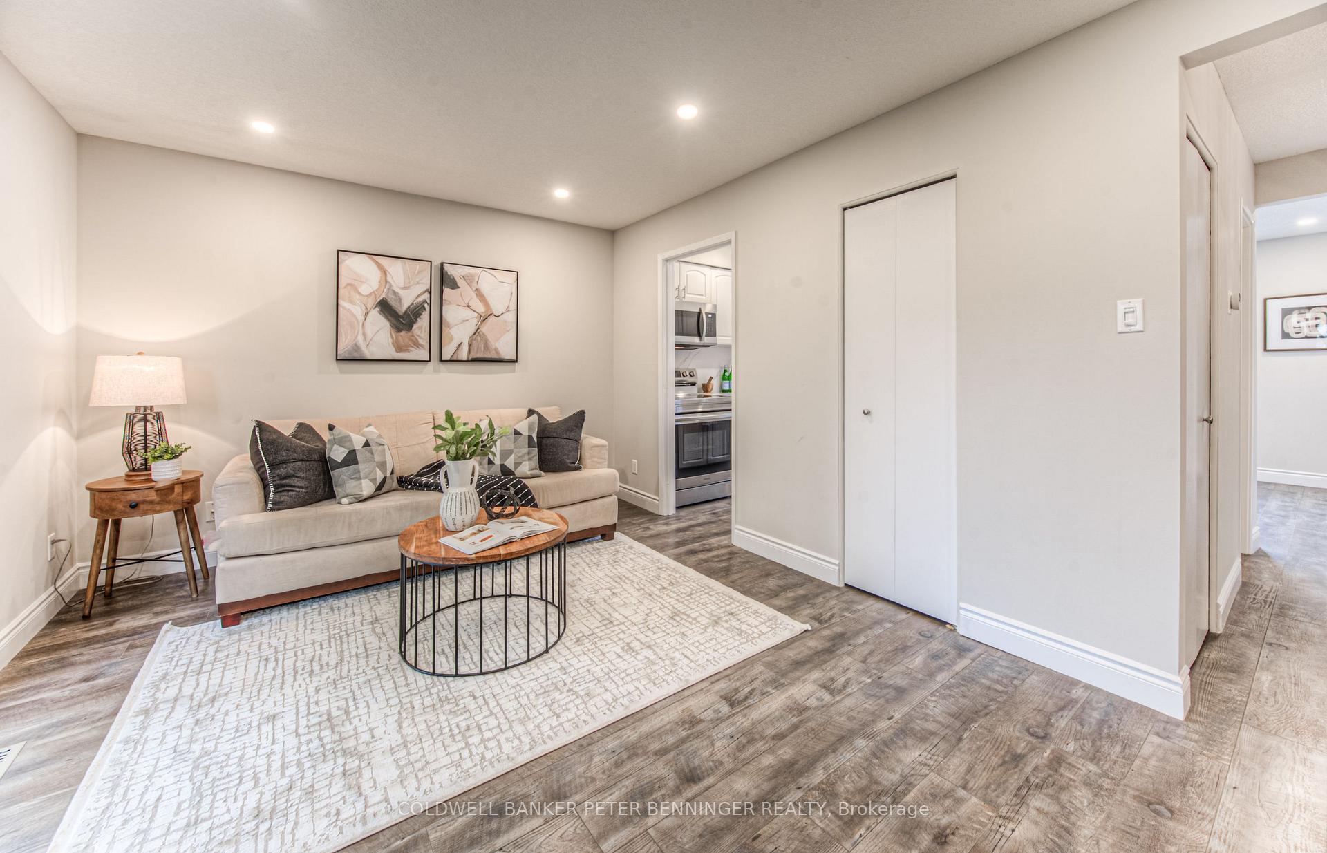 Photo 13 of Unit 4, 425 Keats Way, Waterloo — HOMEH