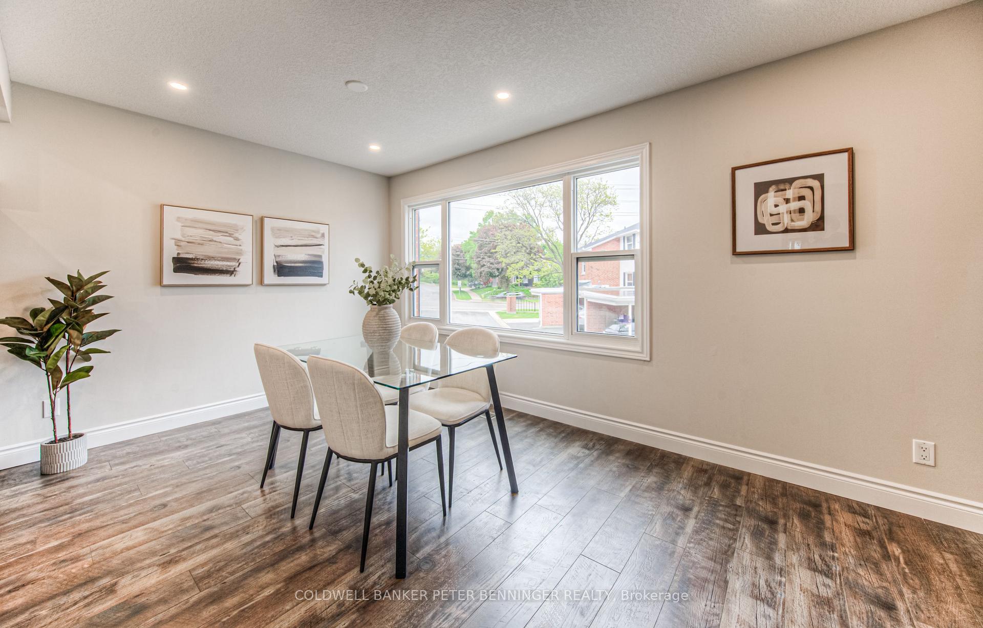 Photo 25 of Unit 4, 425 Keats Way, Waterloo — HOMEH