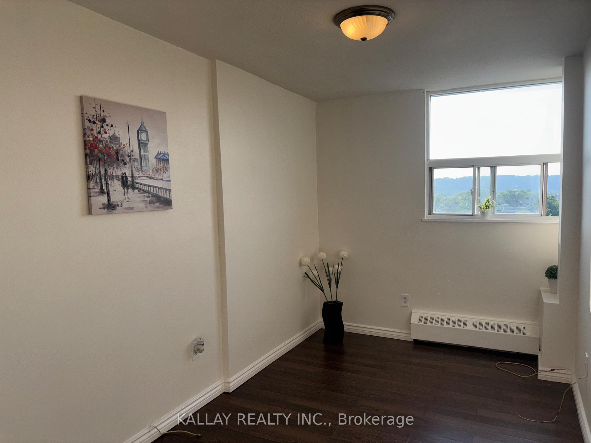 Photo 42 of Unit 812, 15 Nicklaus Drive, Hamilton, Vincent — HOMEH