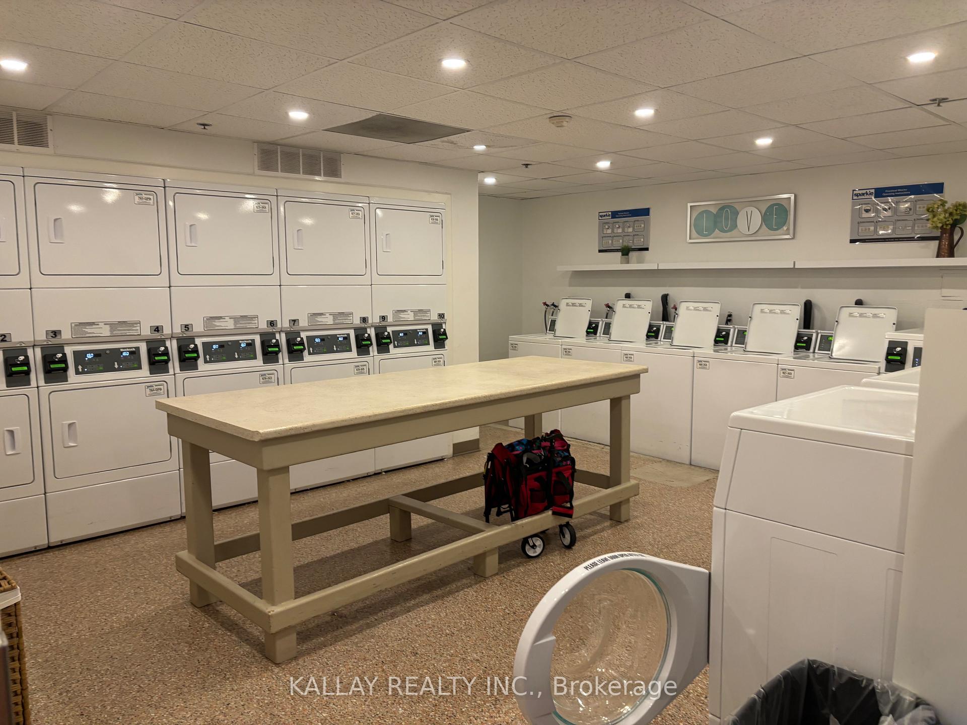 Photo 48 of Unit 812, 15 Nicklaus Drive, Hamilton, Vincent — HOMEH