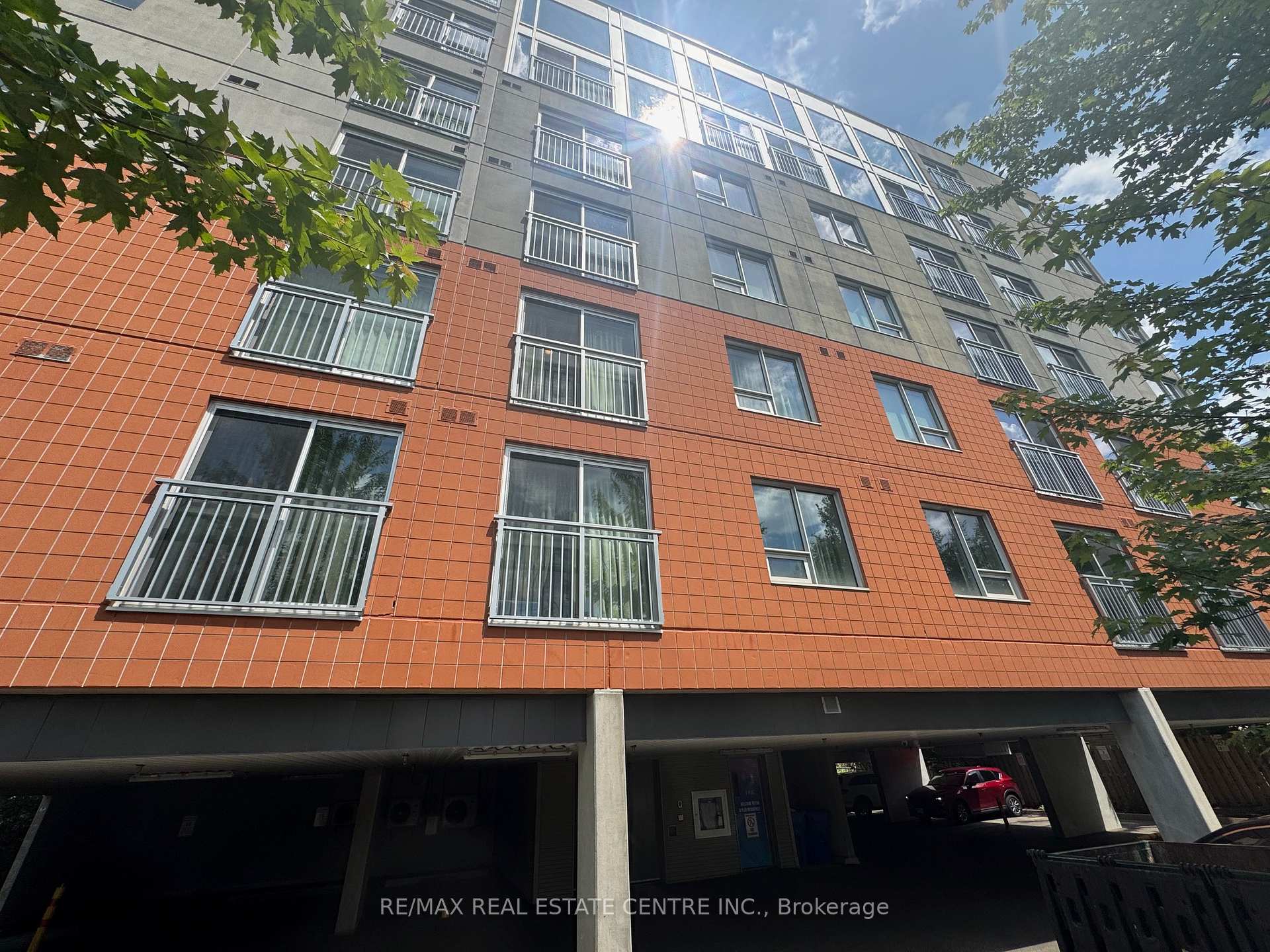 Photo 13 of Unit 708, 321 Spruce Street, Waterloo, Lakeshore Village — HOMEH