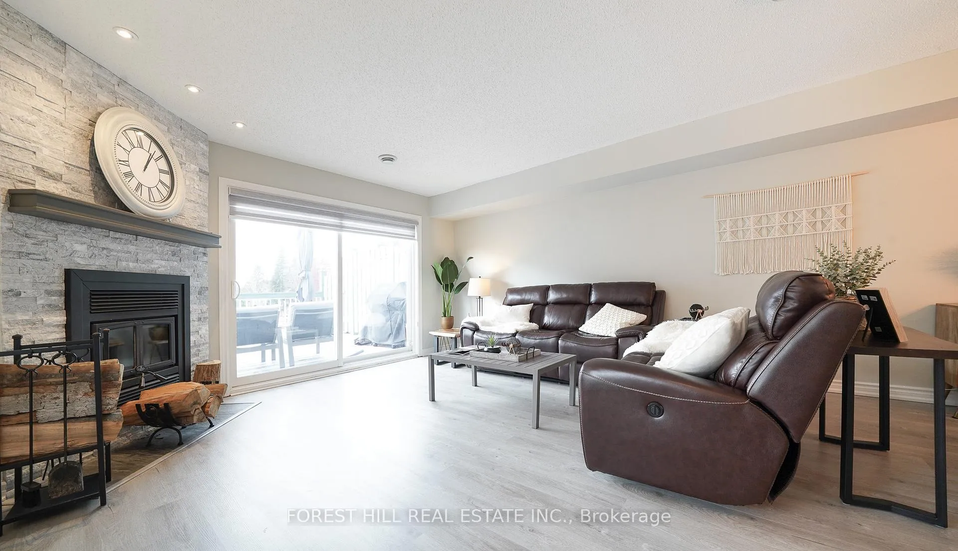 Photo 9 of Unit 11, 30 Laguna Parkway, Ramara, Brechin — HOMEH
