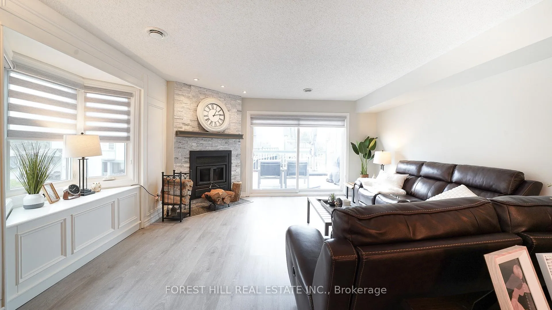 Photo 14 of Unit 11, 30 Laguna Parkway, Ramara, Brechin — HOMEH