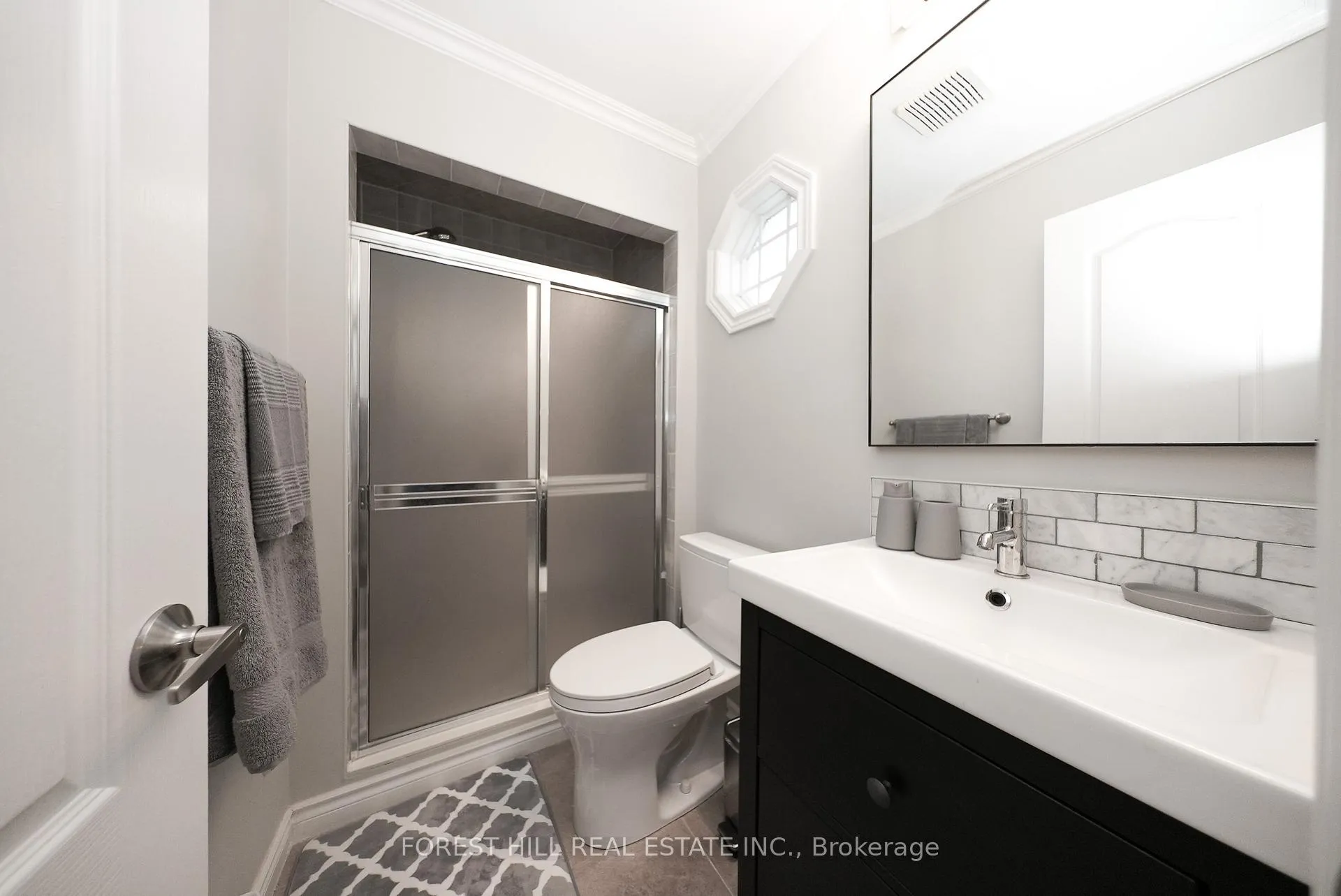 Photo 39 of Unit 11, 30 Laguna Parkway, Ramara, Brechin — HOMEH