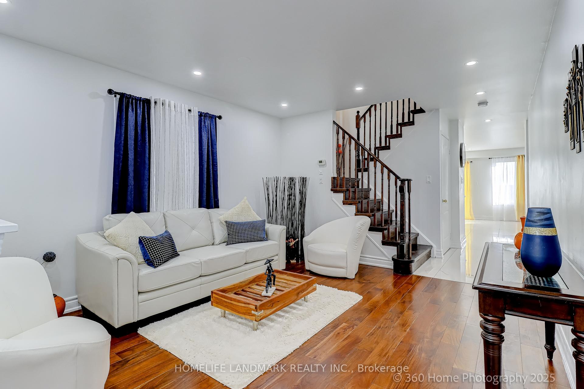 Photo 2 of 105 Warnford Circle, Ajax, Northeast Ajax — HOMEH