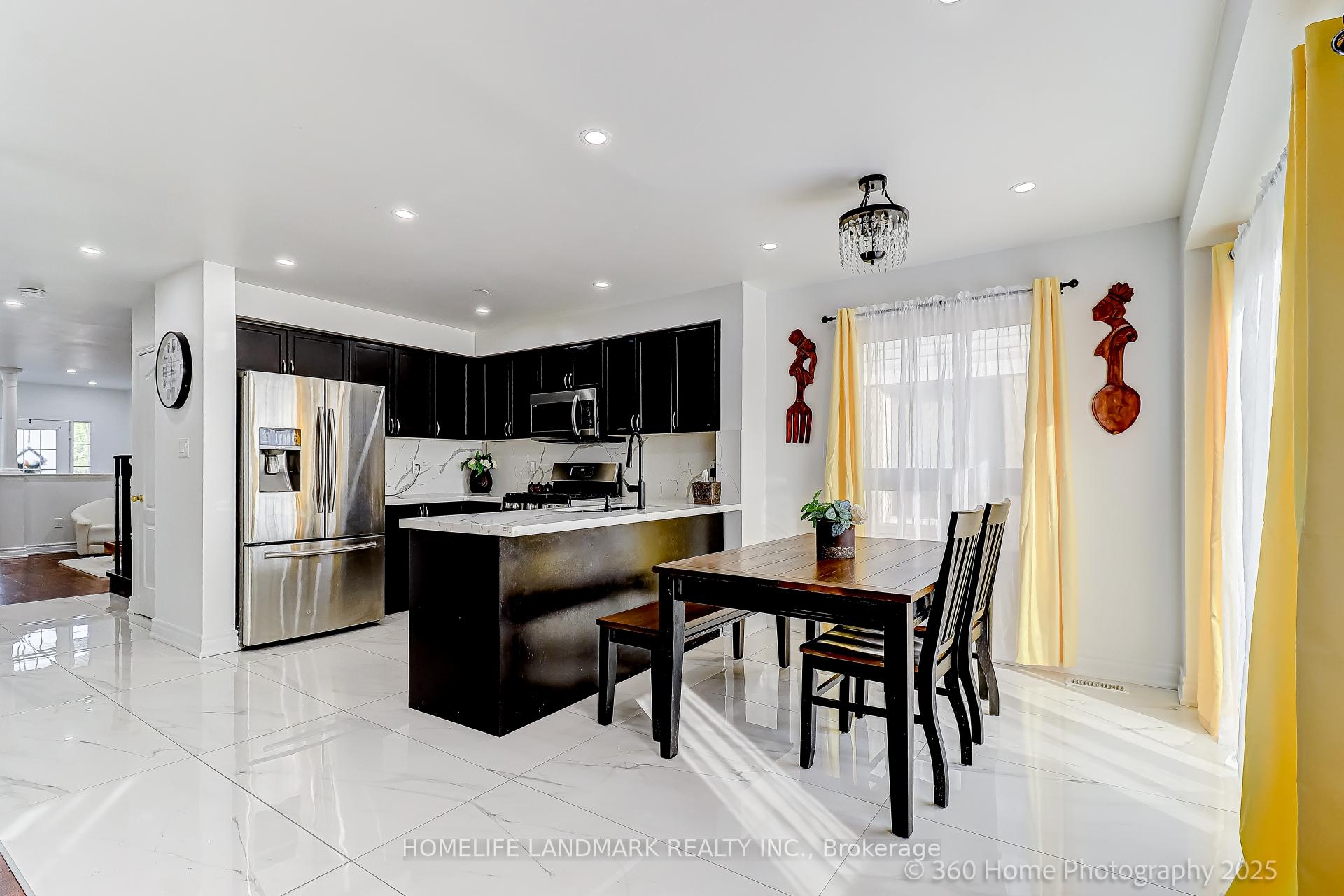 Photo 9 of 105 Warnford Circle, Ajax, Northeast Ajax — HOMEH