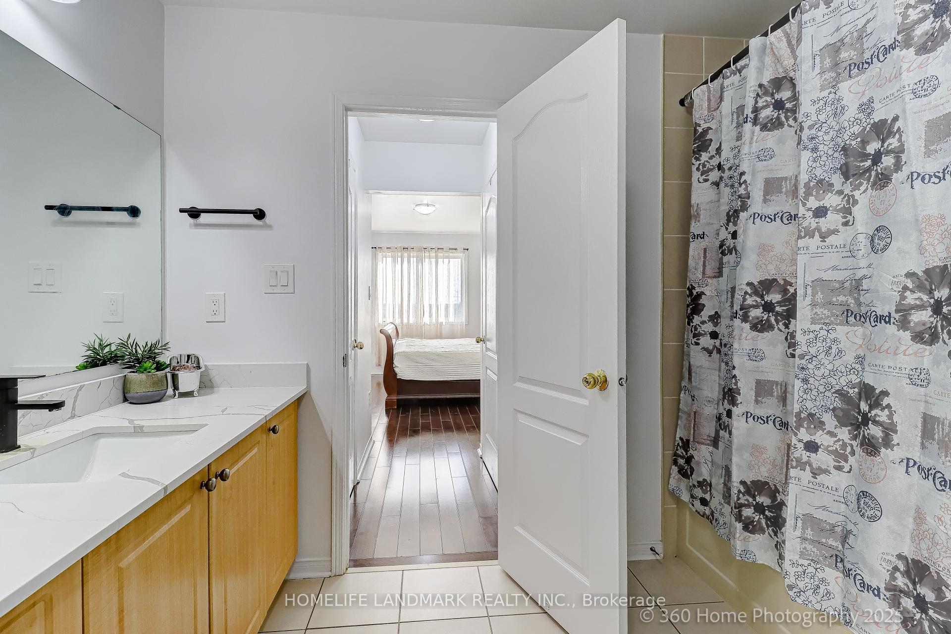 Photo 22 of 105 Warnford Circle, Ajax, Northeast Ajax — HOMEH