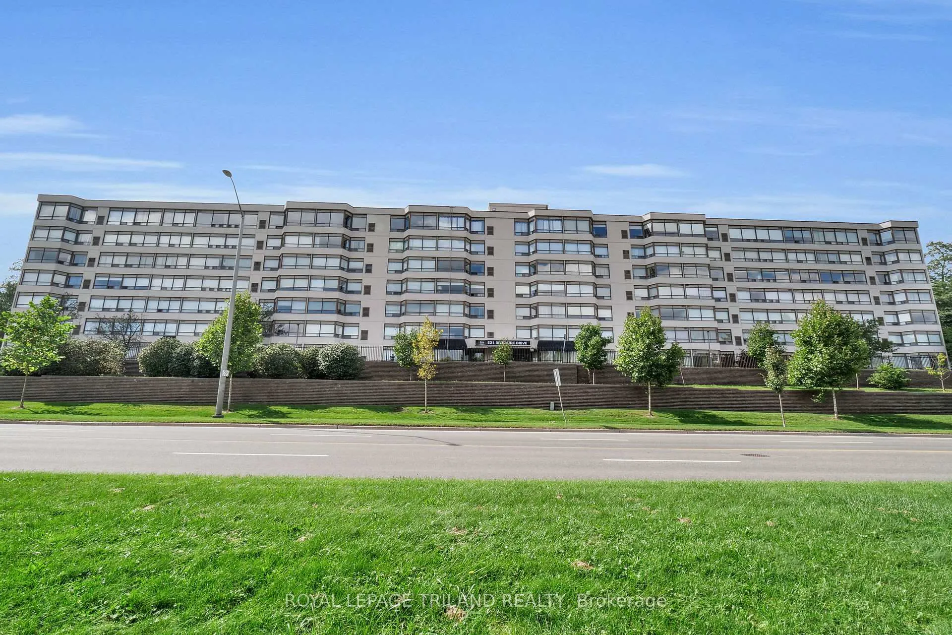 Front of Unit 415, 521 Riverside Drive