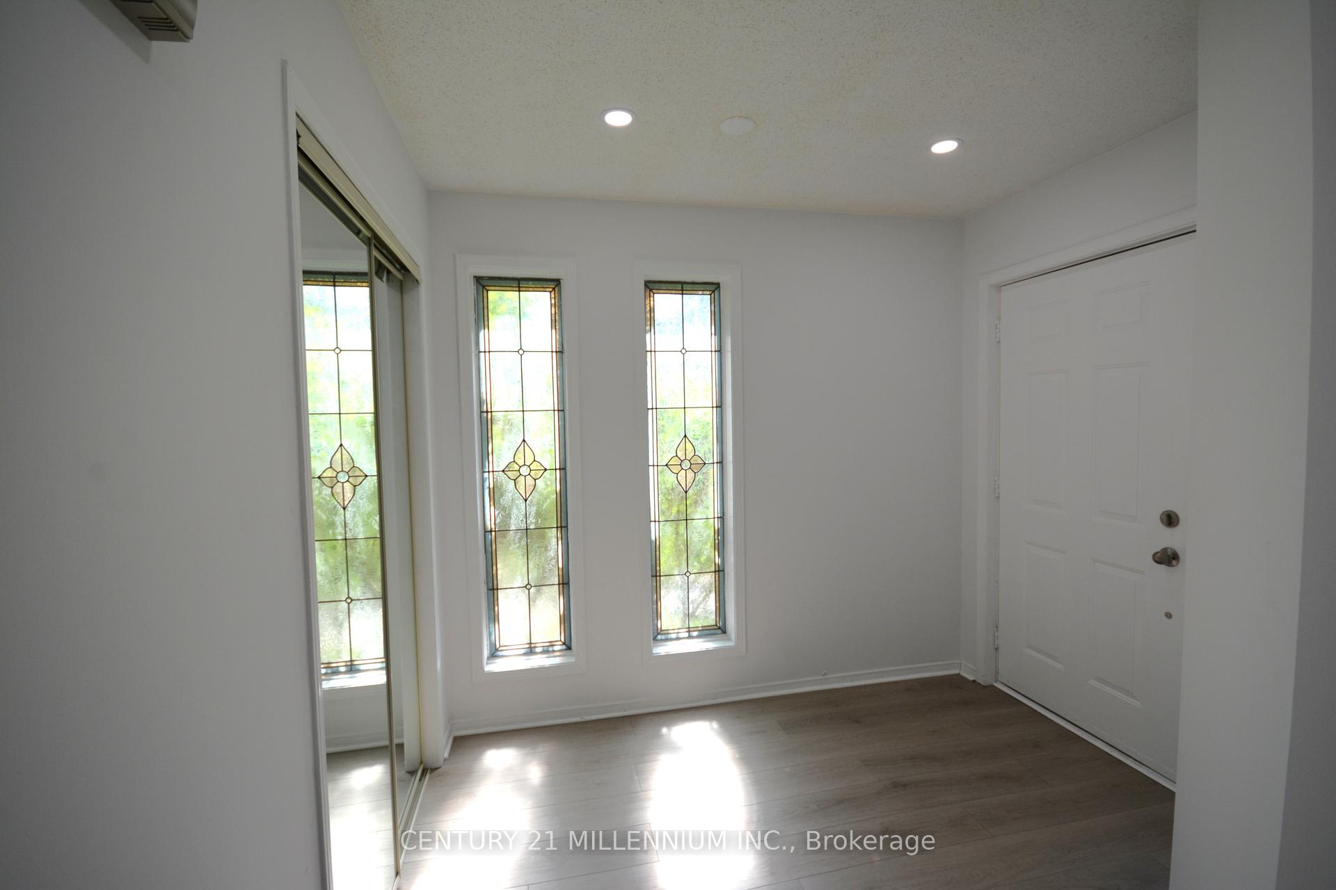 Photo 4 of Unit 17, 5 Riverview Road E, New Tecumseth, Rural New Tecumseth — HOMEH