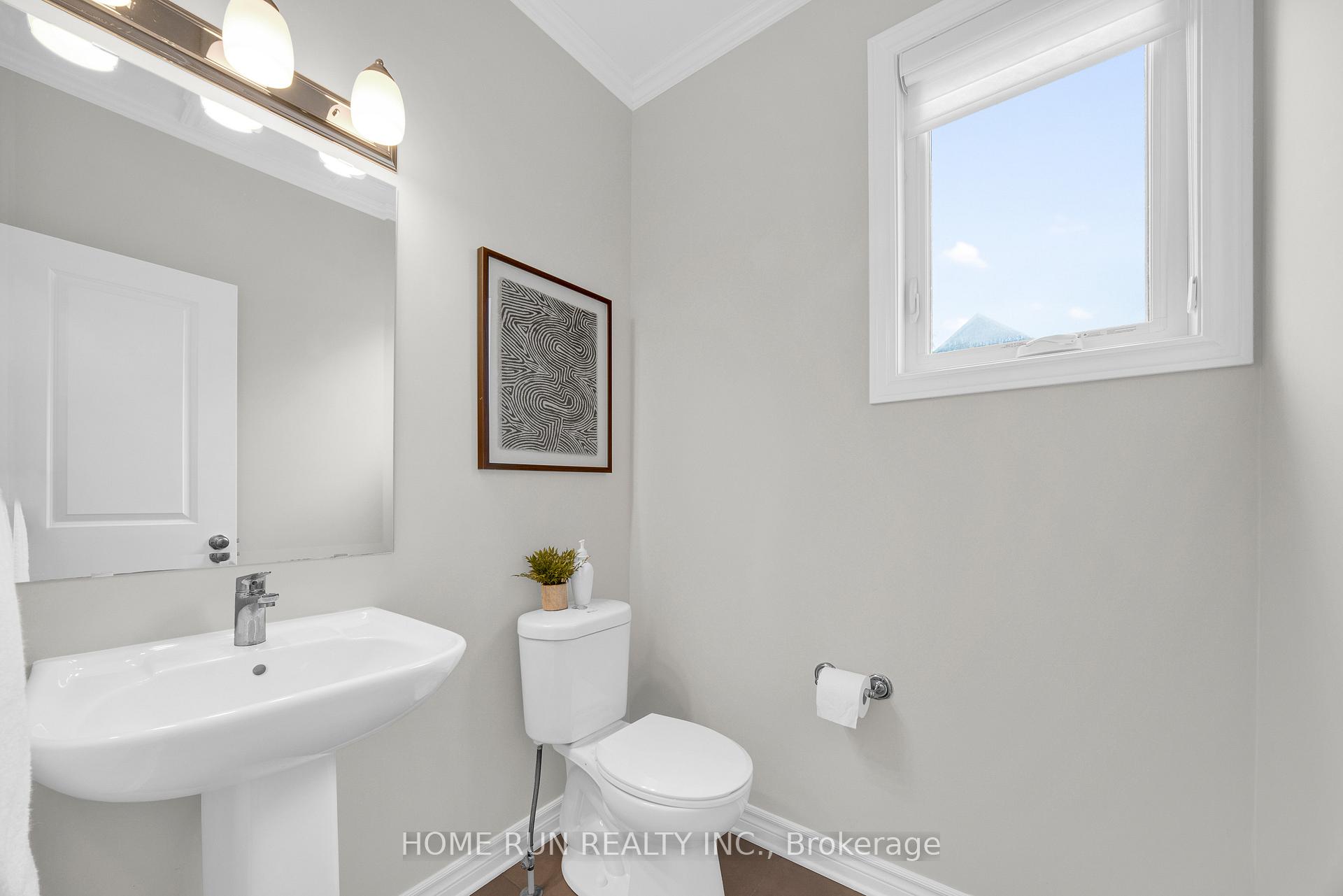 Photo 9 of 940 Guinness Crescent, Ottawa, Barrhaven - Half Moon Bay — HOMEH
