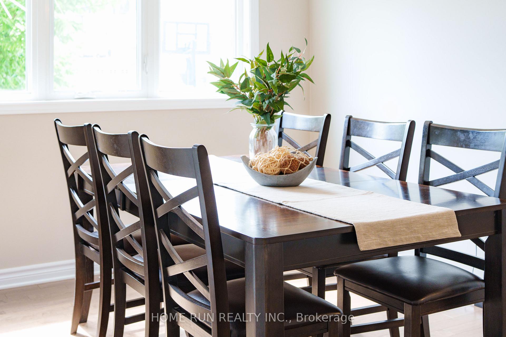 Photo 14 of 940 Guinness Crescent, Ottawa, Barrhaven - Half Moon Bay — HOMEH