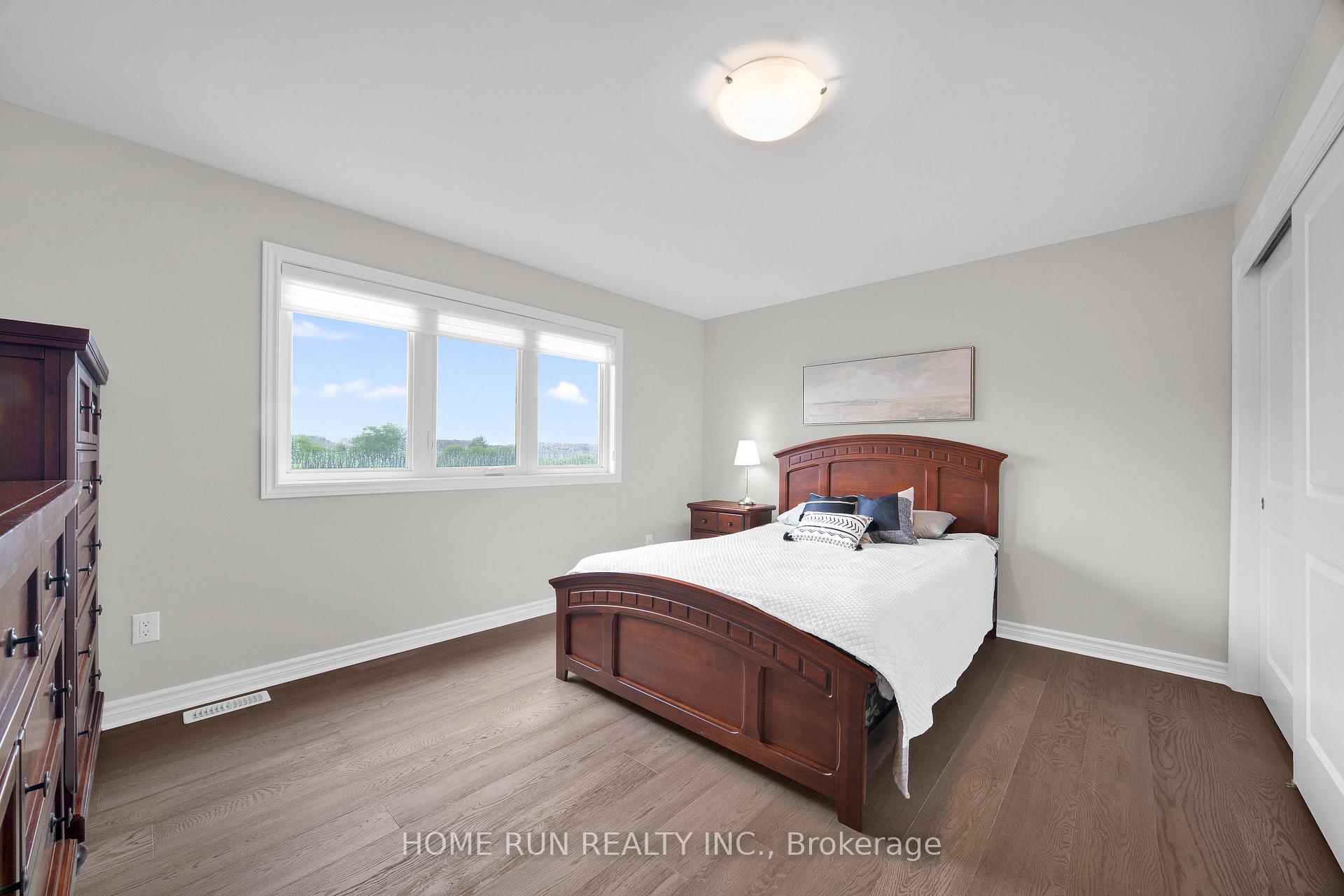 Photo 39 of 940 Guinness Crescent, Ottawa, Barrhaven - Half Moon Bay — HOMEH