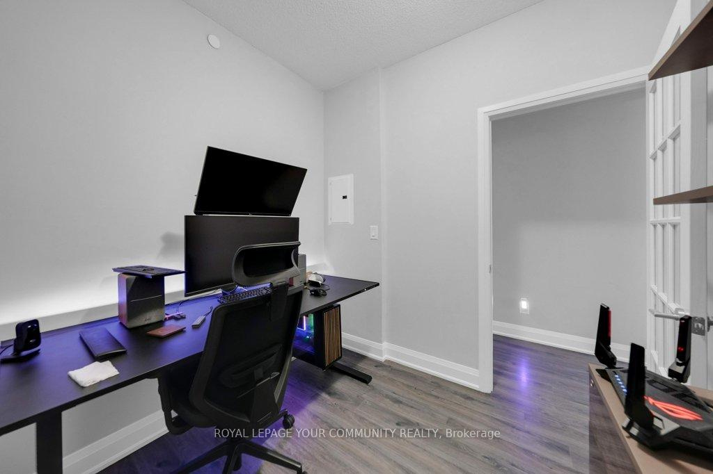 Photo 9 of Unit 202, 1 Uptown Drive, Markham, Unionville — HOMEH