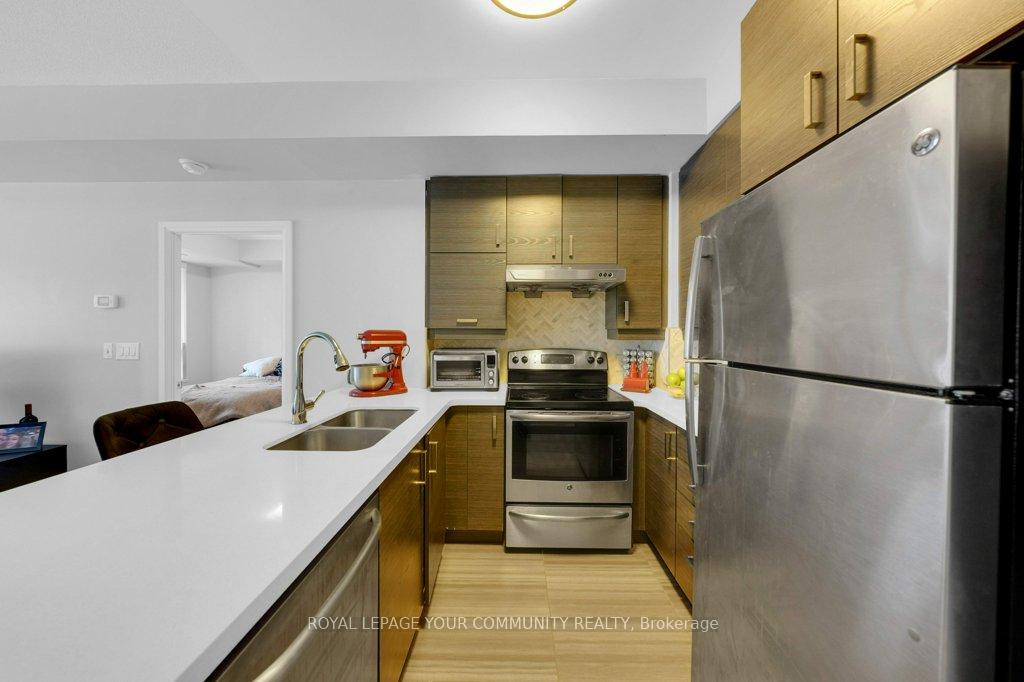 Photo 14 of Unit 202, 1 Uptown Drive, Markham, Unionville — HOMEH