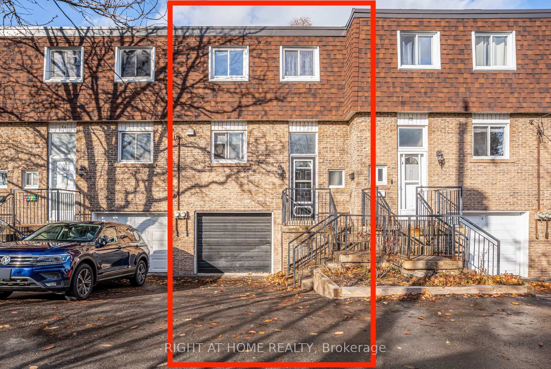 Photo 1 of Unit 37, 37 The Carriage Way, Markham, Royal Orchard — HOMEH