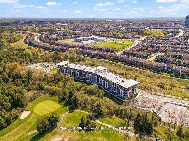 Photo 3 of Unit 409, 385 Arctic Red Drive, Oshawa, Windfields — HOMEH