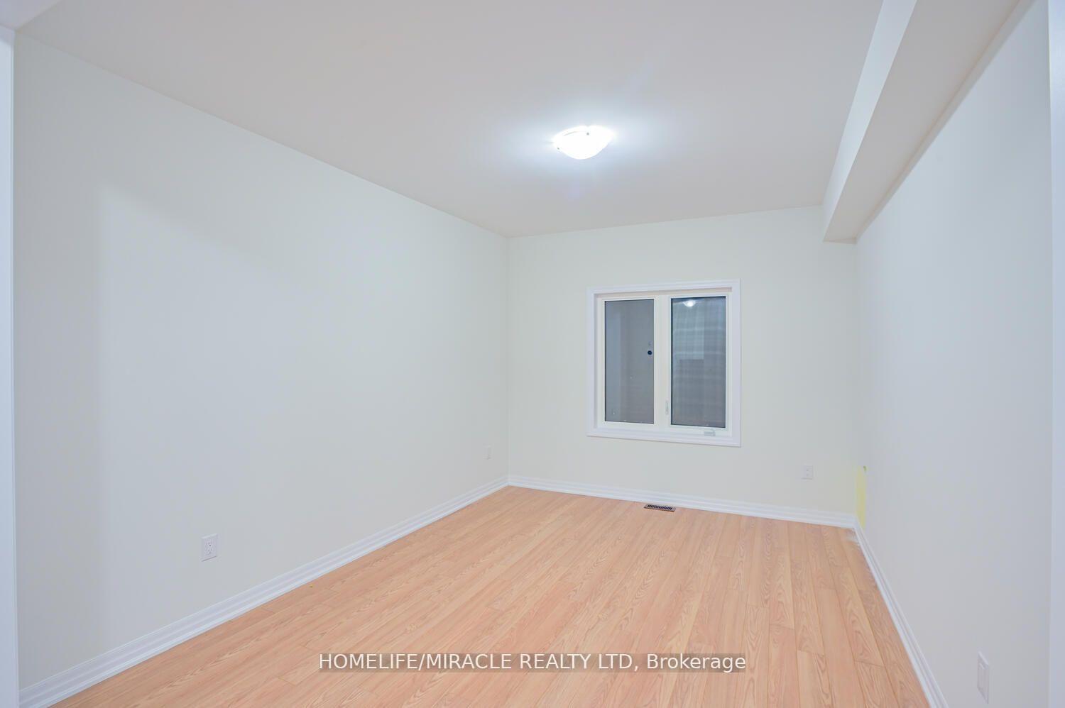 Photo 7 of 255 Centre Street, Clearview, Stayner — HOMEH