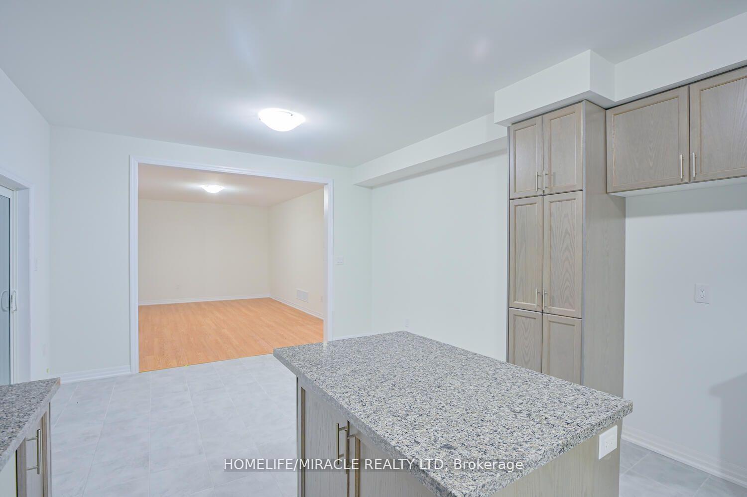 Photo 13 of 255 Centre Street, Clearview, Stayner — HOMEH