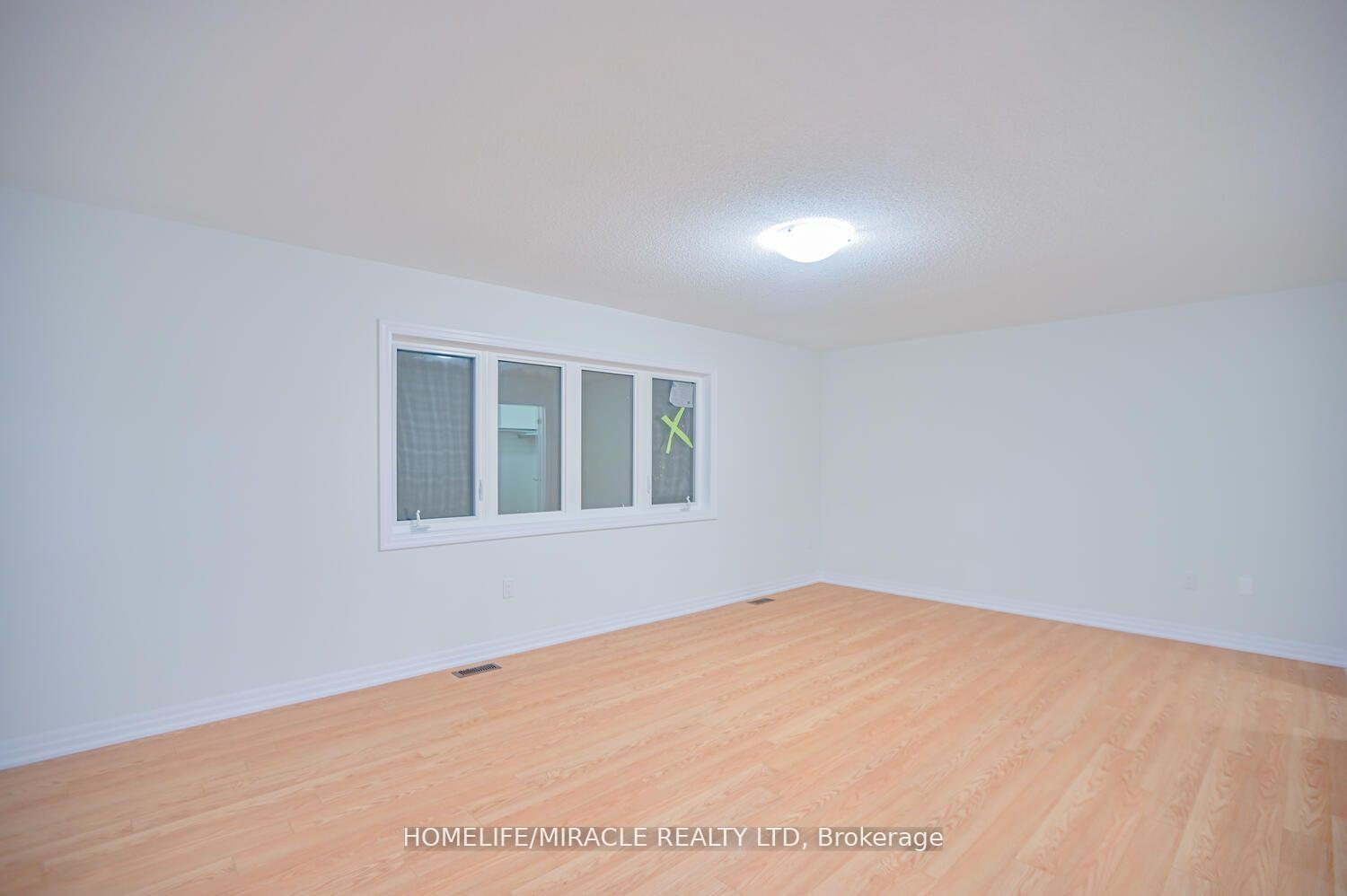 Photo 17 of 255 Centre Street, Clearview, Stayner — HOMEH
