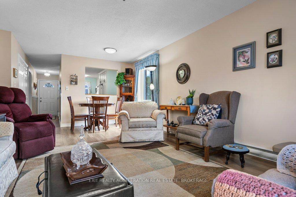 Photo 11 of Unit Unit #4, 73 Lywood Street, Belleville, Thurlow Ward — HOMEH