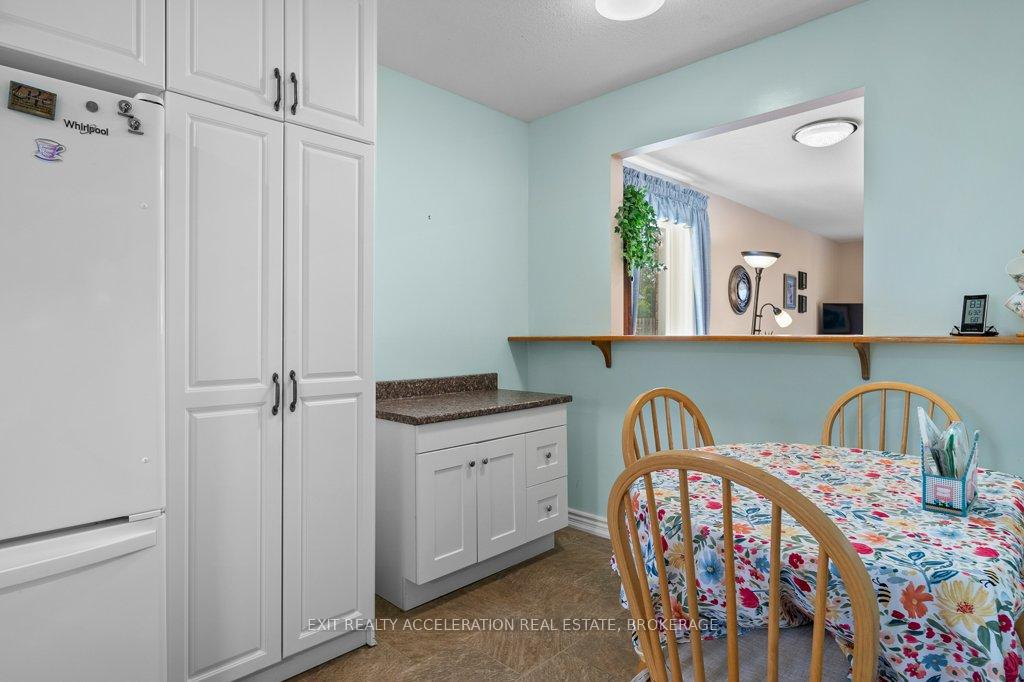 Photo 16 of Unit Unit #4, 73 Lywood Street, Belleville, Thurlow Ward — HOMEH