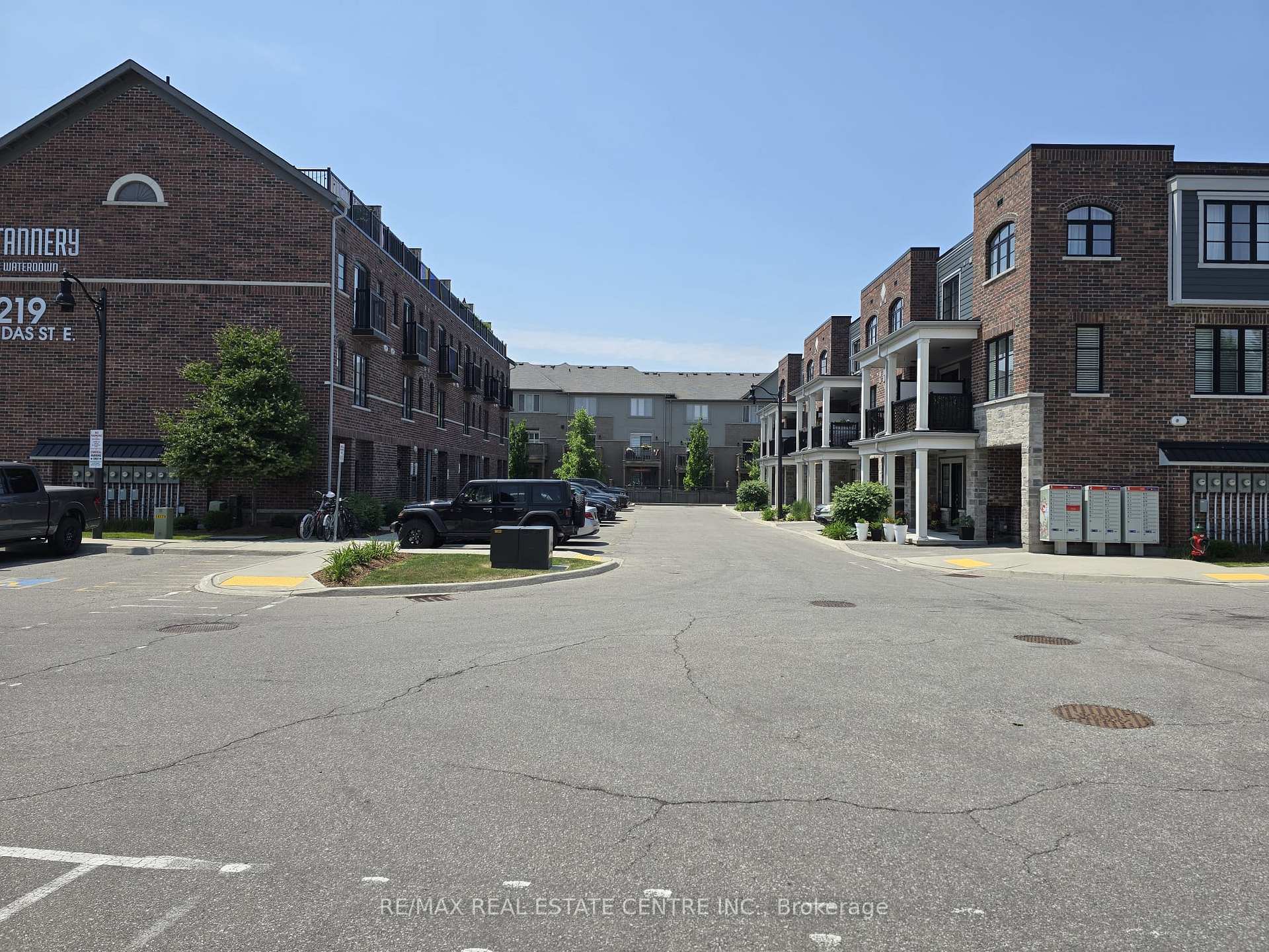 Photo 2 of Unit 13, 219 Dundas Street E, Hamilton, Waterdown — HOMEH