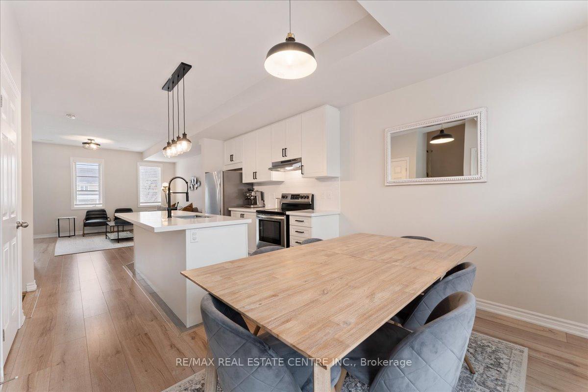 Photo 15 of Unit 13, 219 Dundas Street E, Hamilton, Waterdown — HOMEH