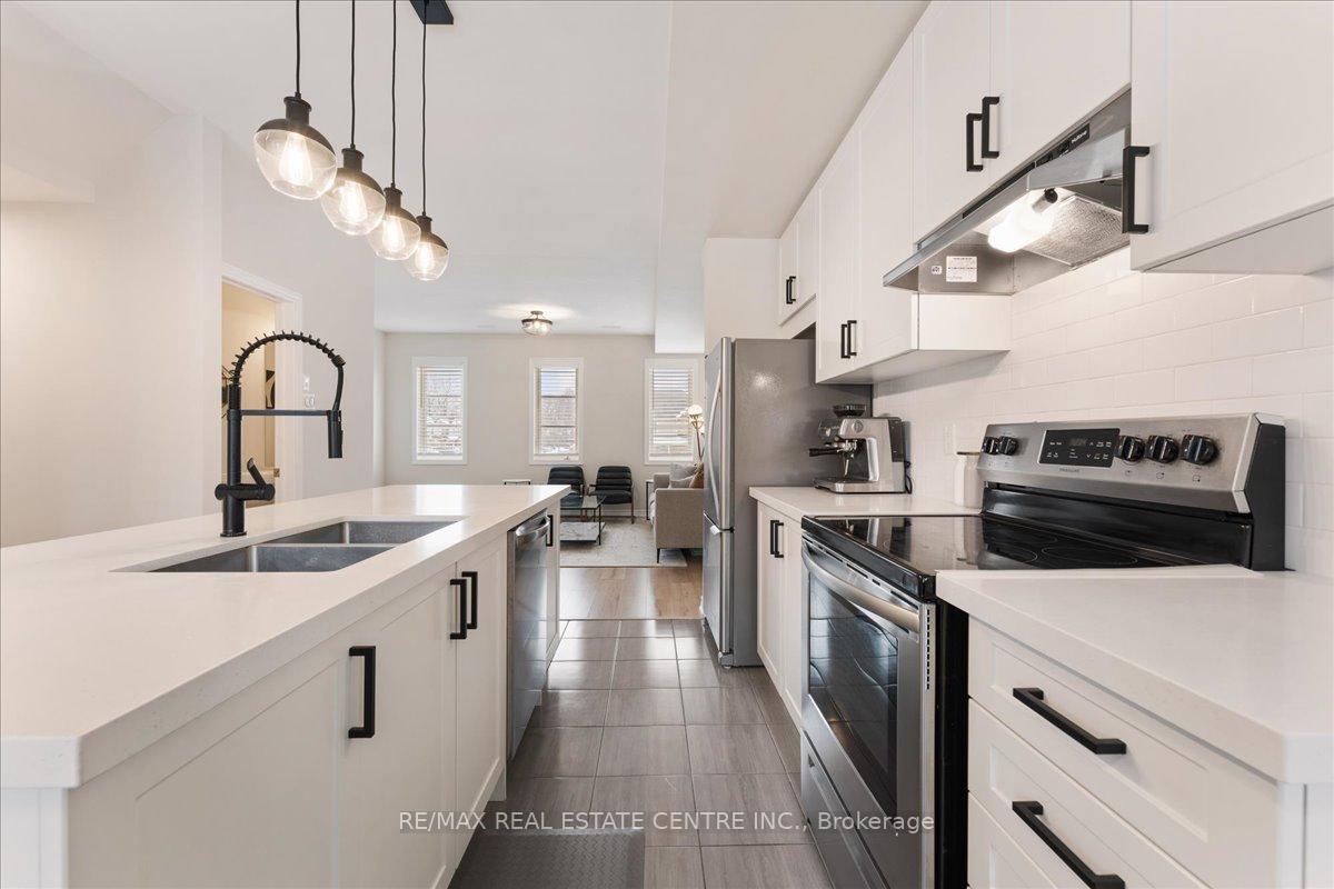 Photo 18 of Unit 13, 219 Dundas Street E, Hamilton, Waterdown — HOMEH