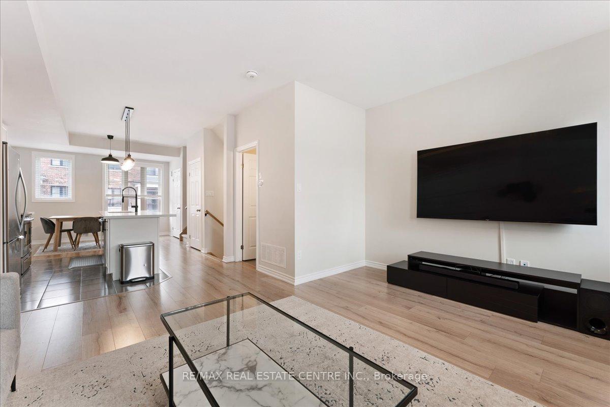 Photo 26 of Unit 13, 219 Dundas Street E, Hamilton, Waterdown — HOMEH