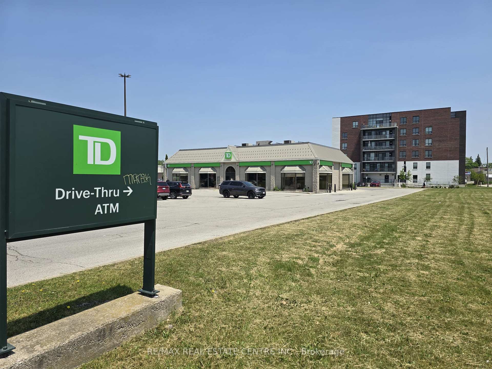 Photo 44 of Unit 13, 219 Dundas Street E, Hamilton, Waterdown — HOMEH