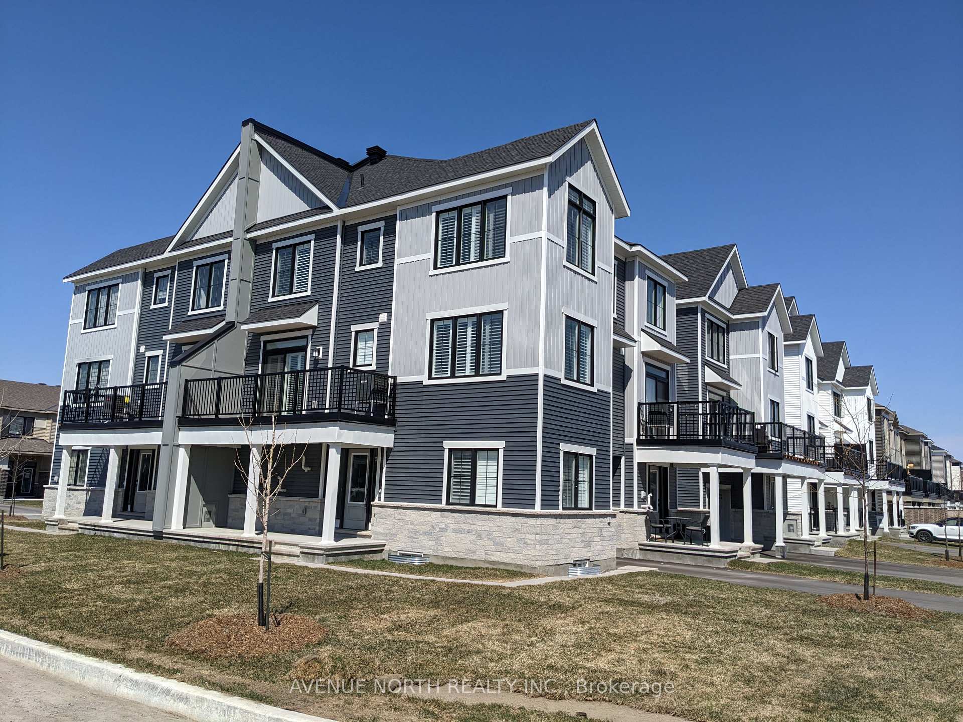 Photo 1 of 530 Rye Grass Way, Ottawa, Barrhaven - Half Moon Bay — HOMEH