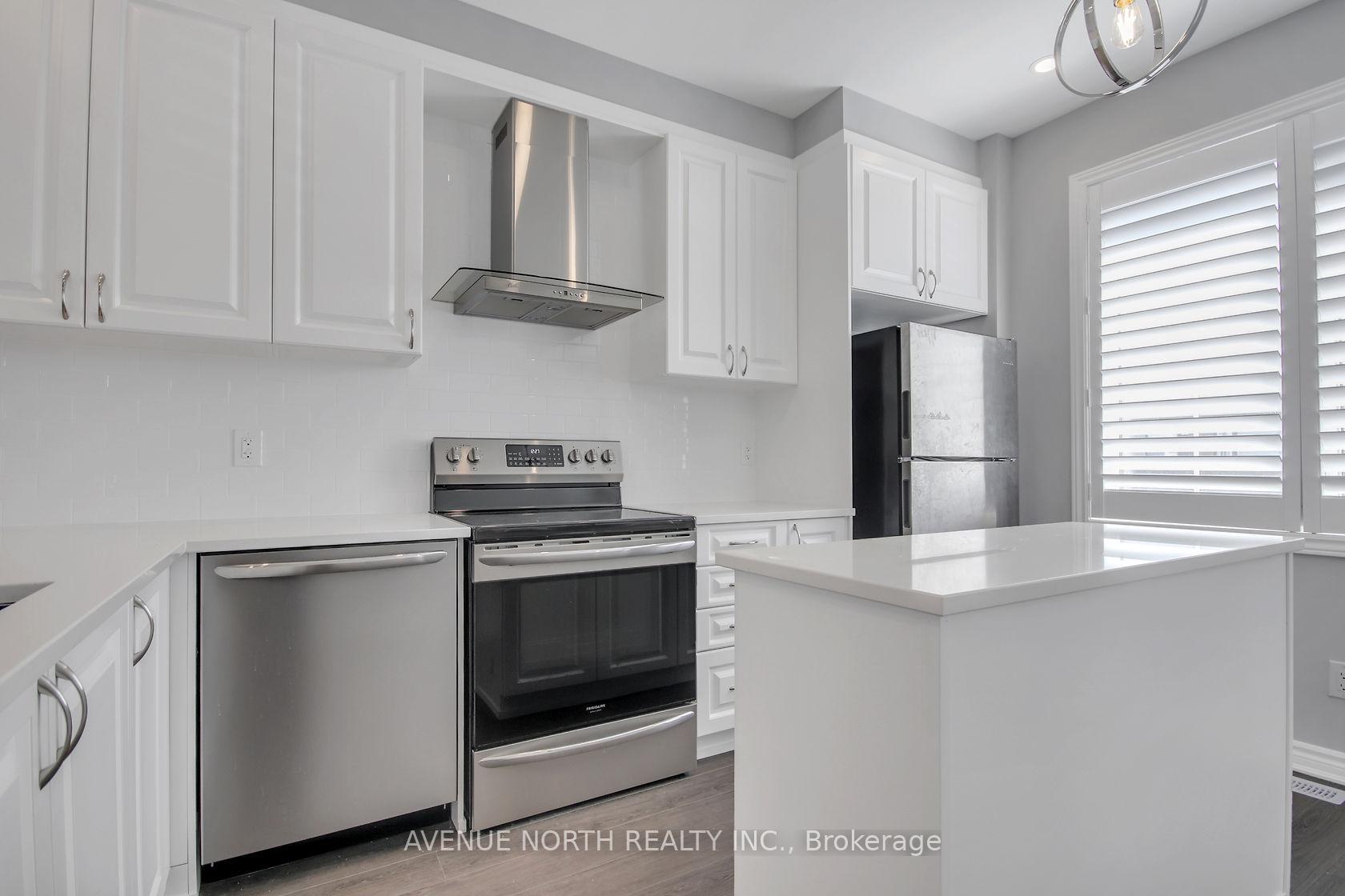 Photo 3 of 530 Rye Grass Way, Ottawa, Barrhaven - Half Moon Bay — HOMEH