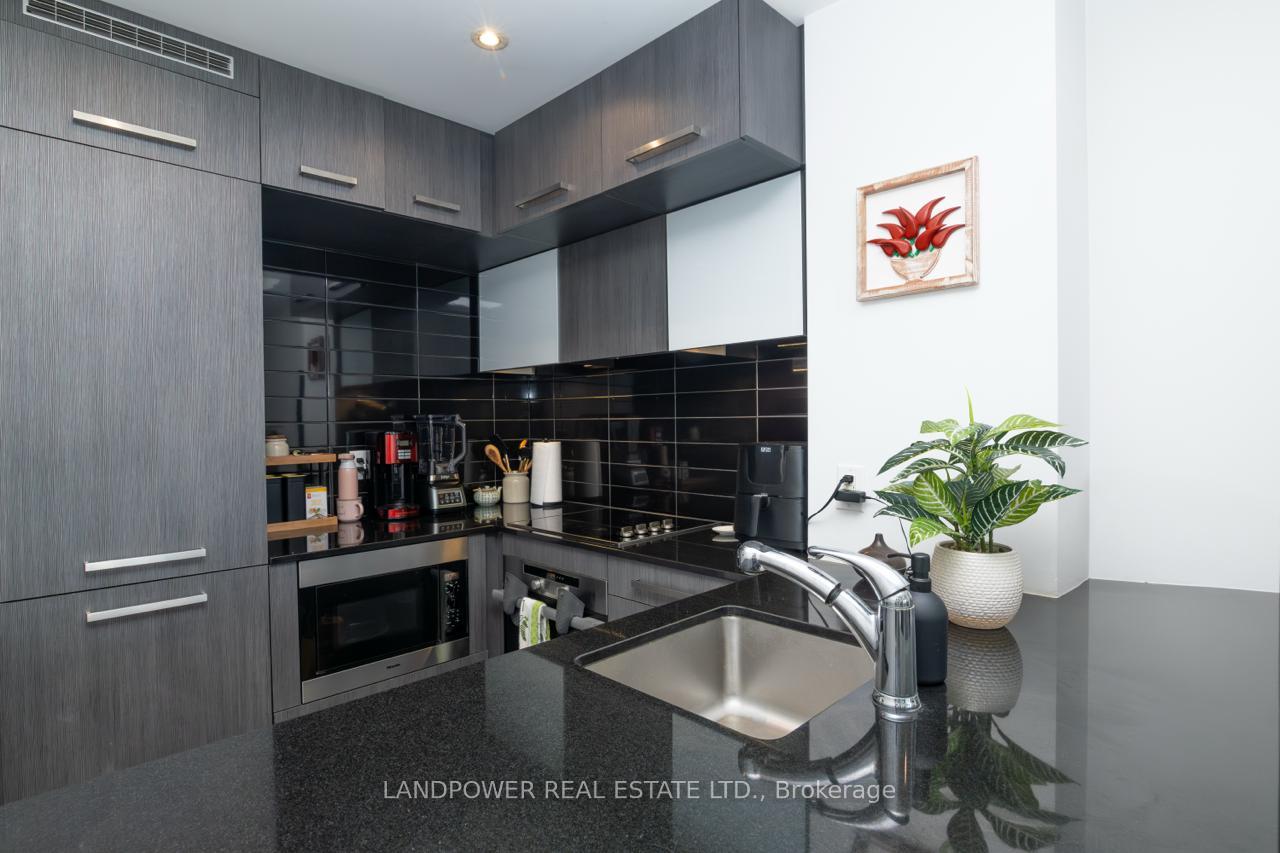 Photo 1 of Unit 1409, 8 The Esplanade, Toronto, Waterfront Communities — HOMEH