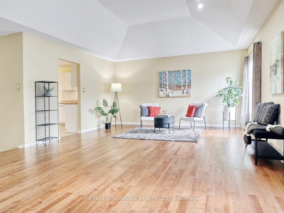 Photo 6 of Unit 14, 100 Stroud Crescent, London, South X — HOMEH