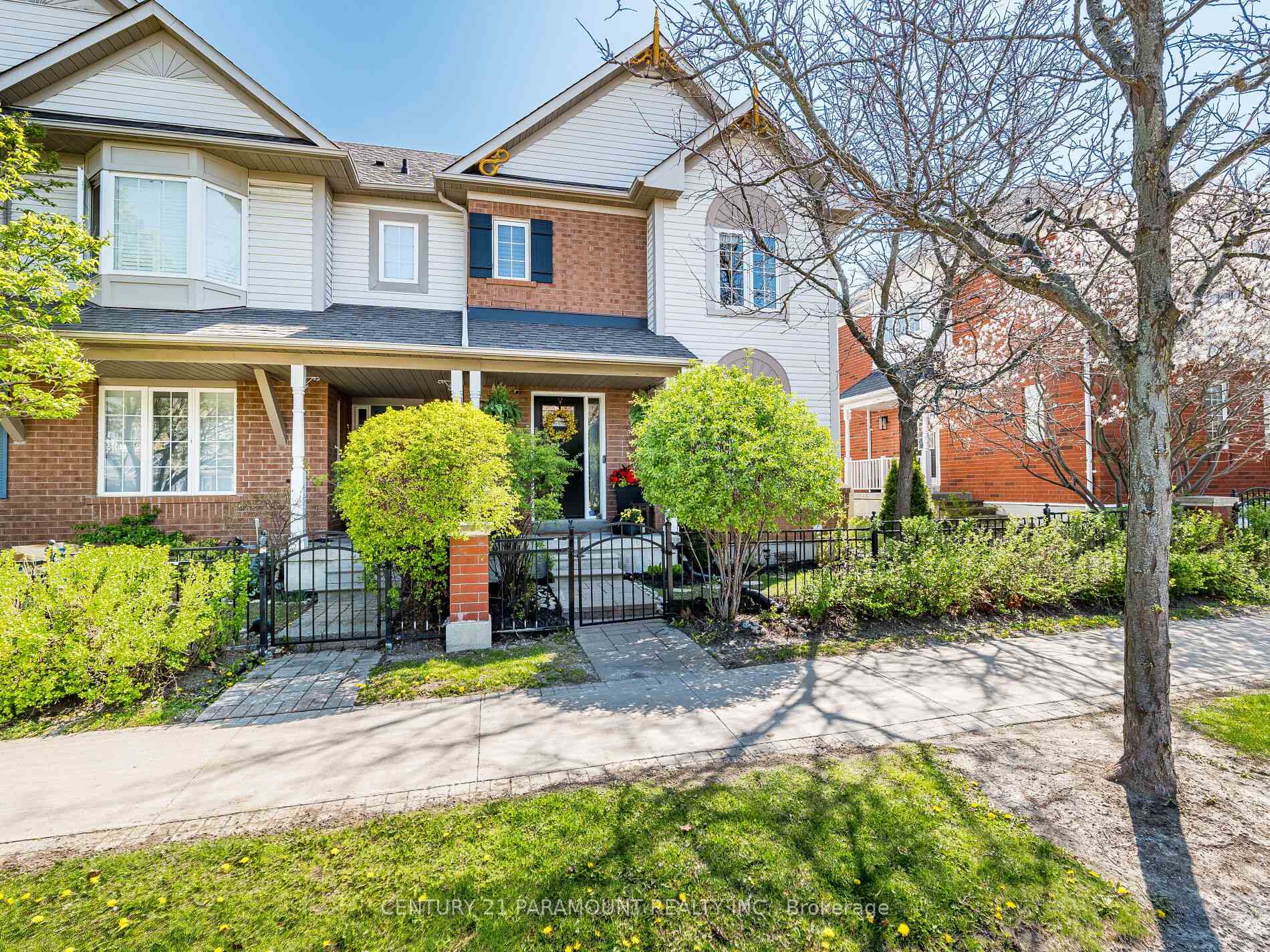 Photo 1 of 347 John West Way, Aurora, Bayview Wellington — HOMEH