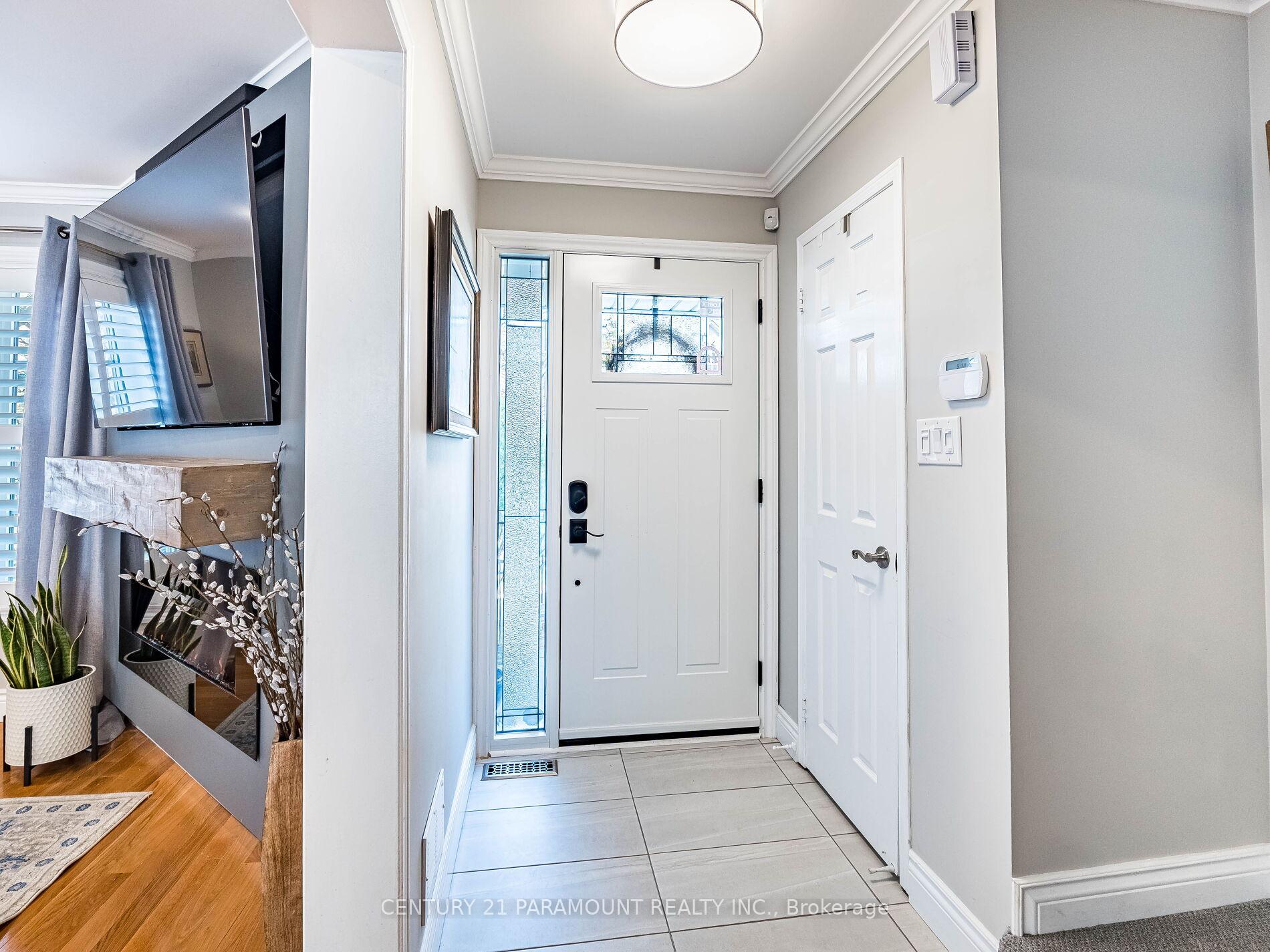 Photo 6 of 347 John West Way, Aurora, Bayview Wellington — HOMEH