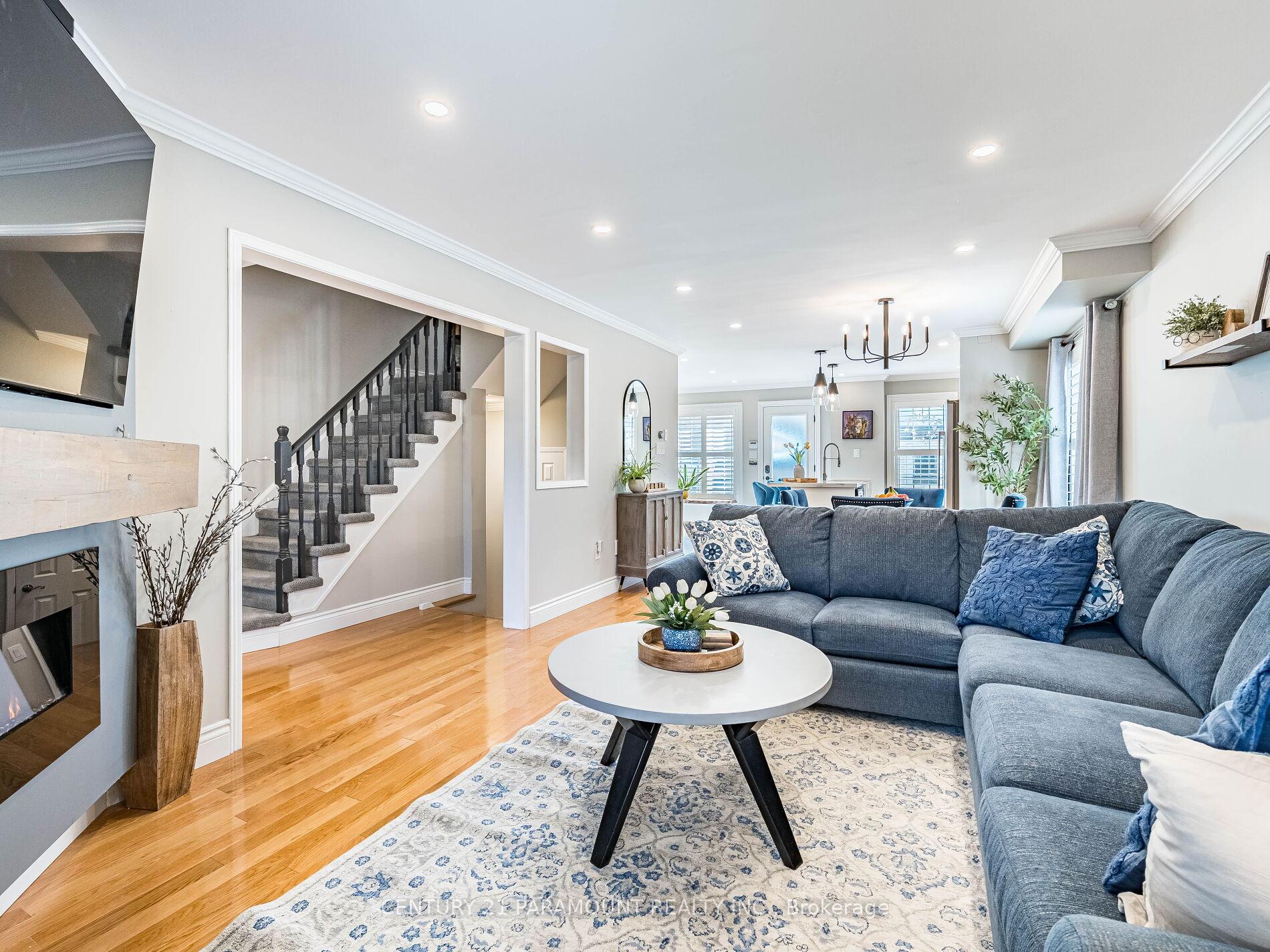 Photo 11 of 347 John West Way, Aurora, Bayview Wellington — HOMEH
